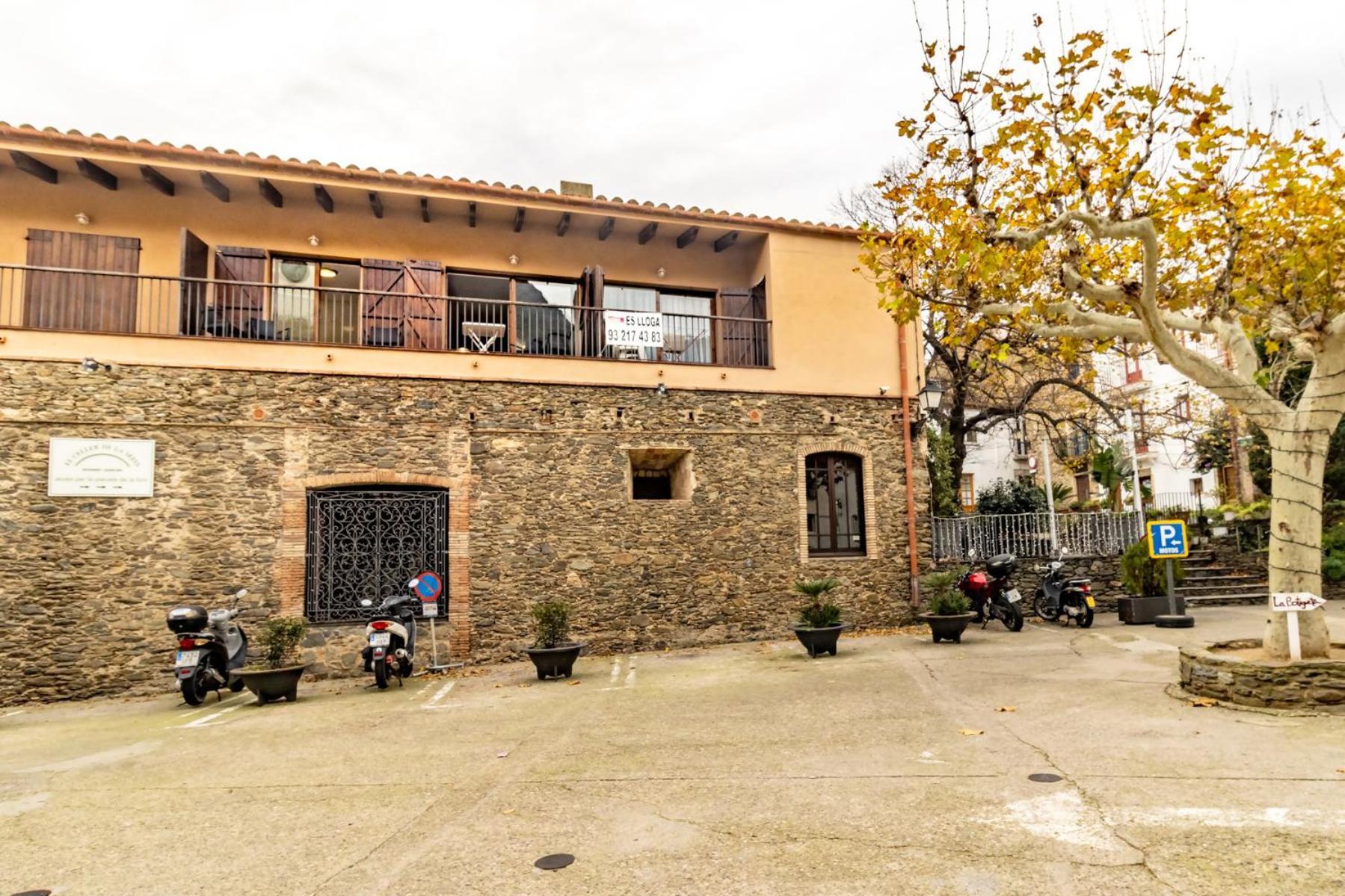 Selva De Mar 150 En Pueblo Encantador