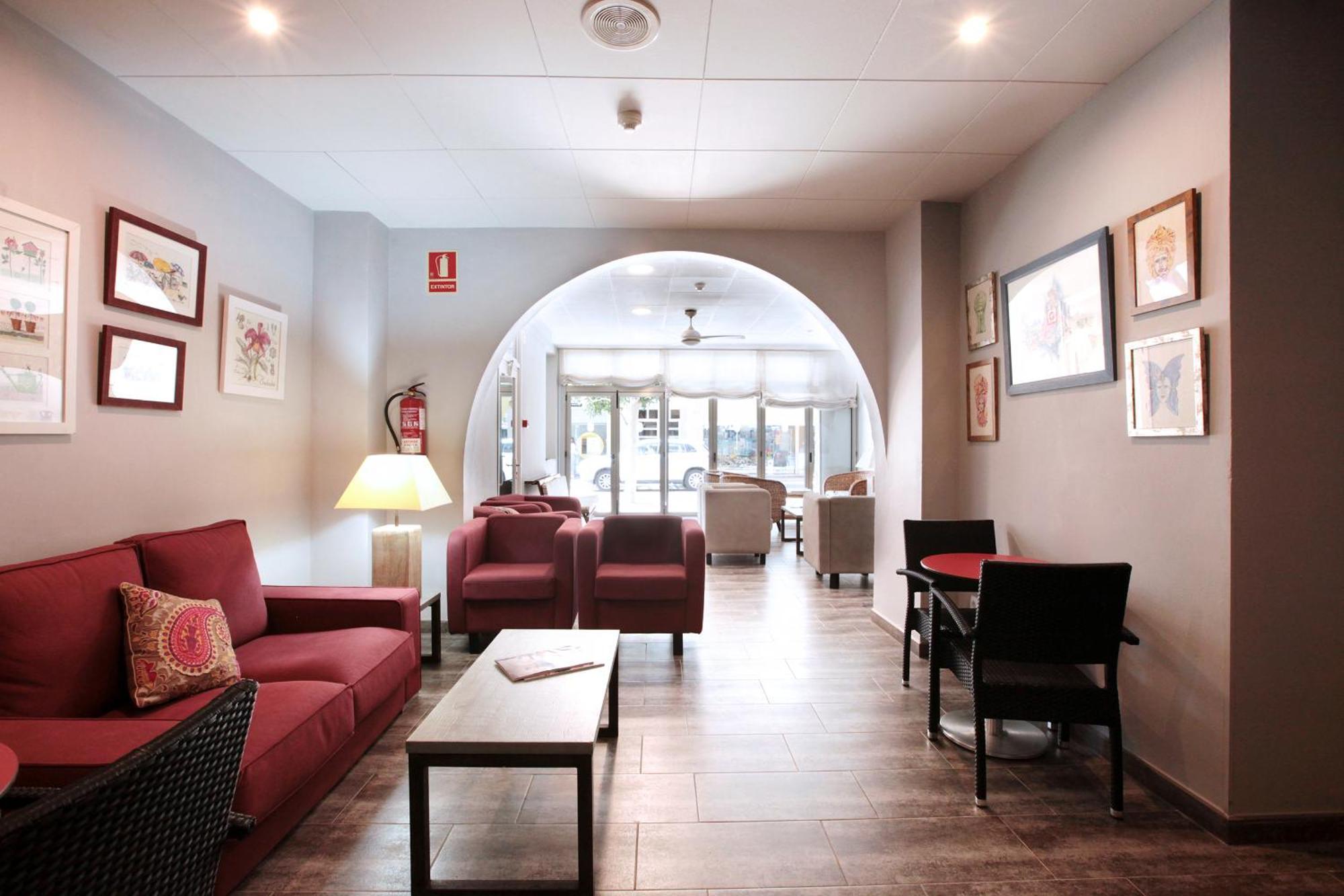 Marblau Tossa Hotel