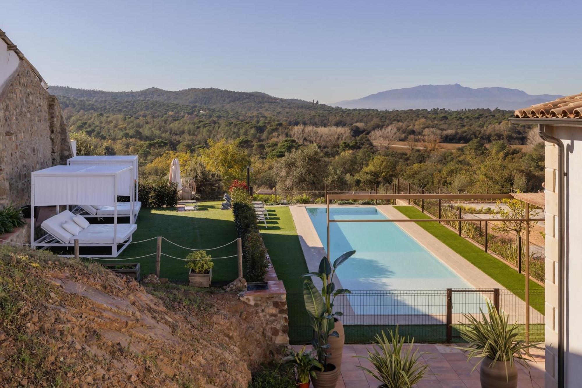Bufi, Espectacular Casa Con Piscina Interior