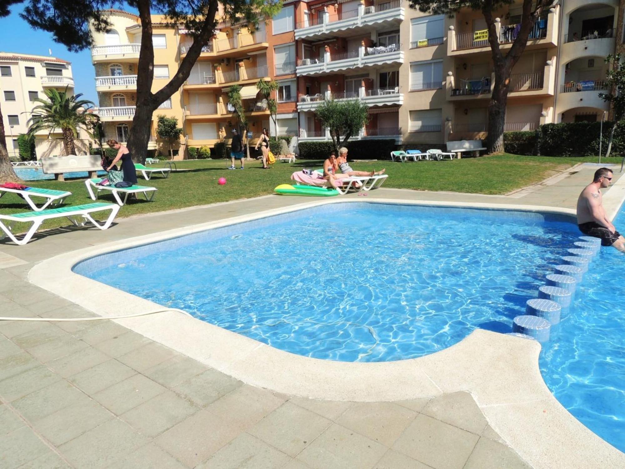Apartment Pretty With Balcony Empuriabrava