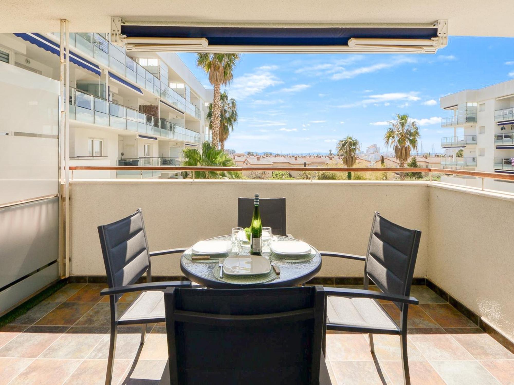 Apartamento Charming With Patio