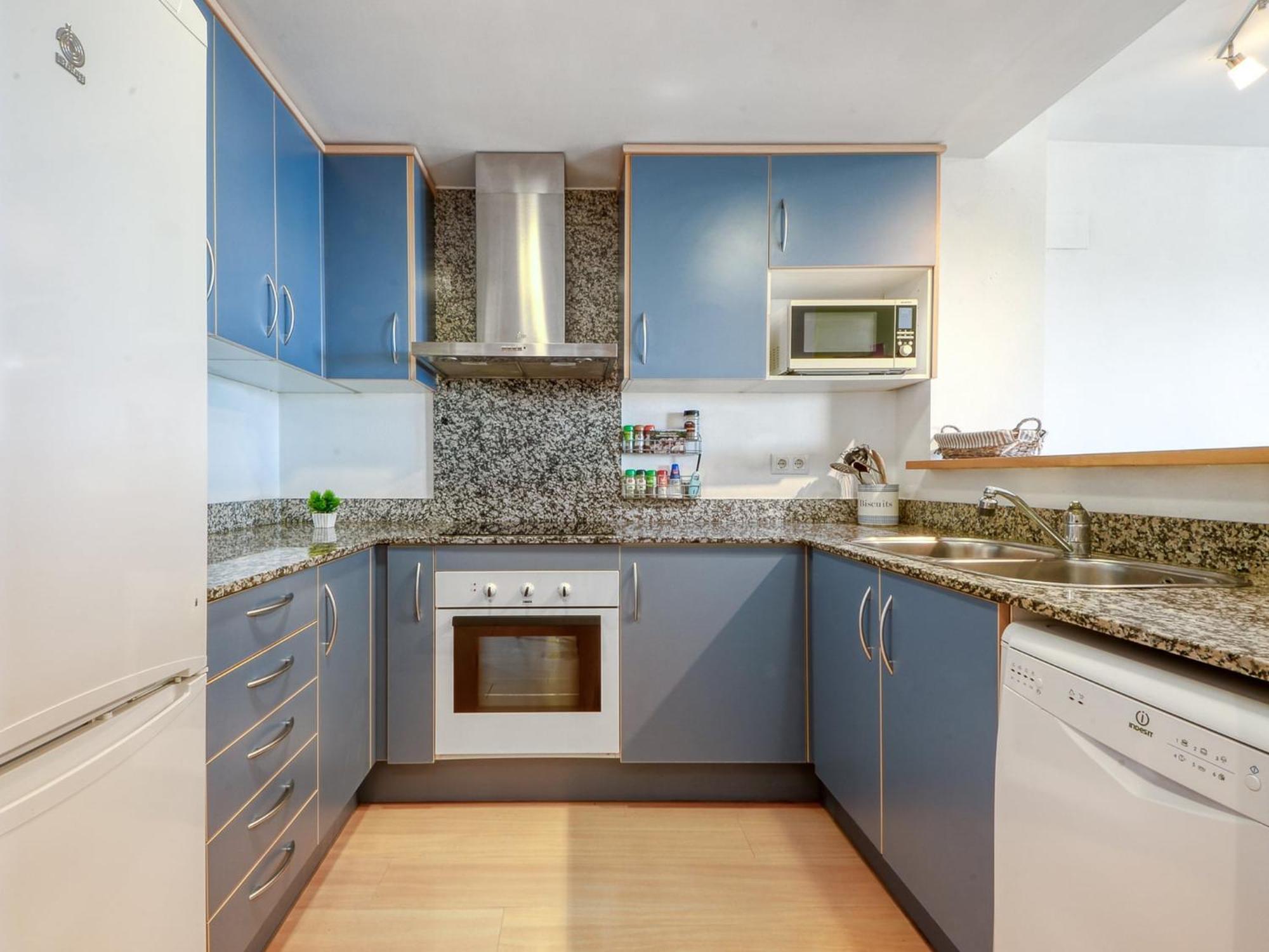 With Scenic View Apartment *