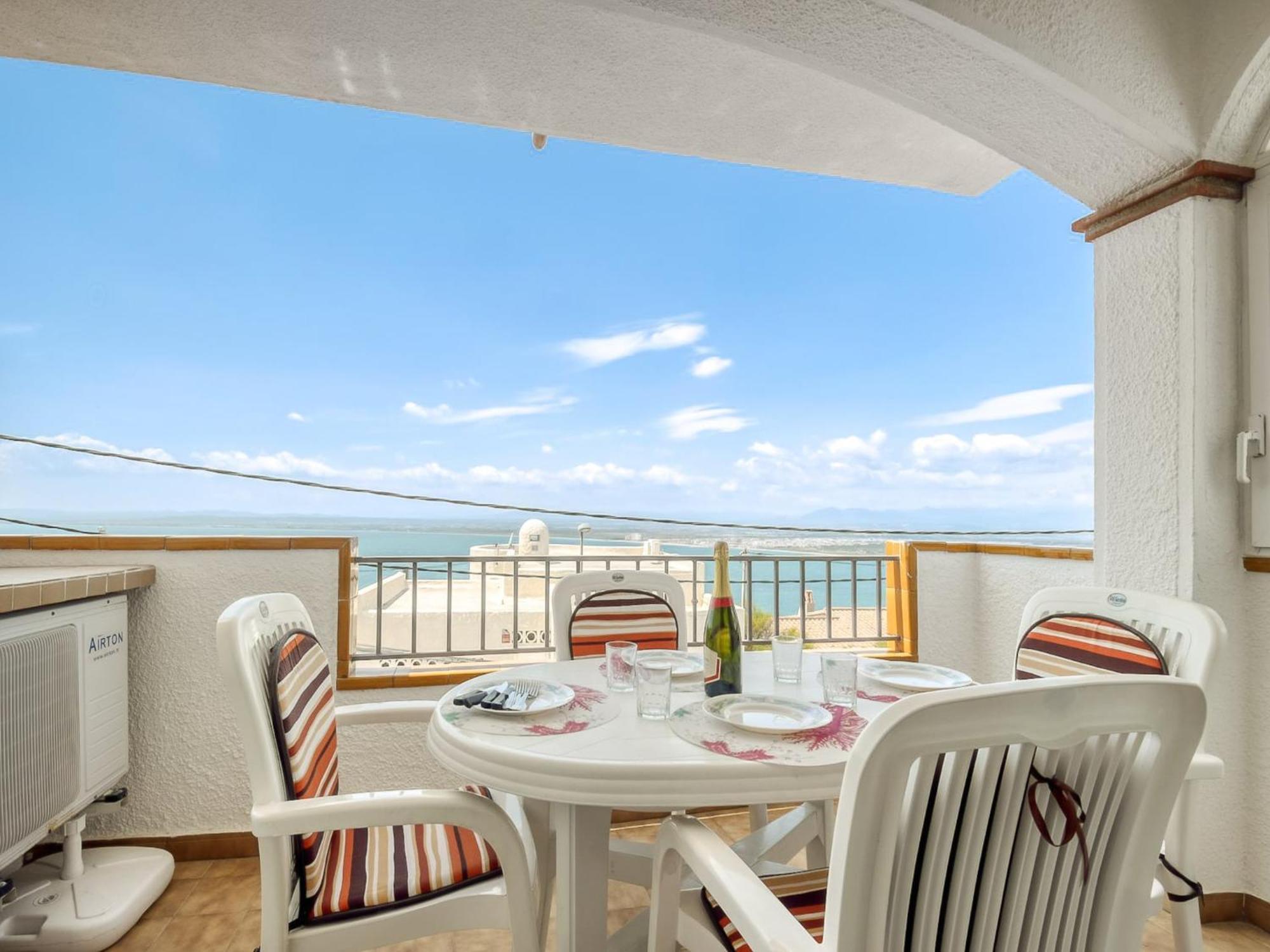 Apartamento Pretty With Balcony