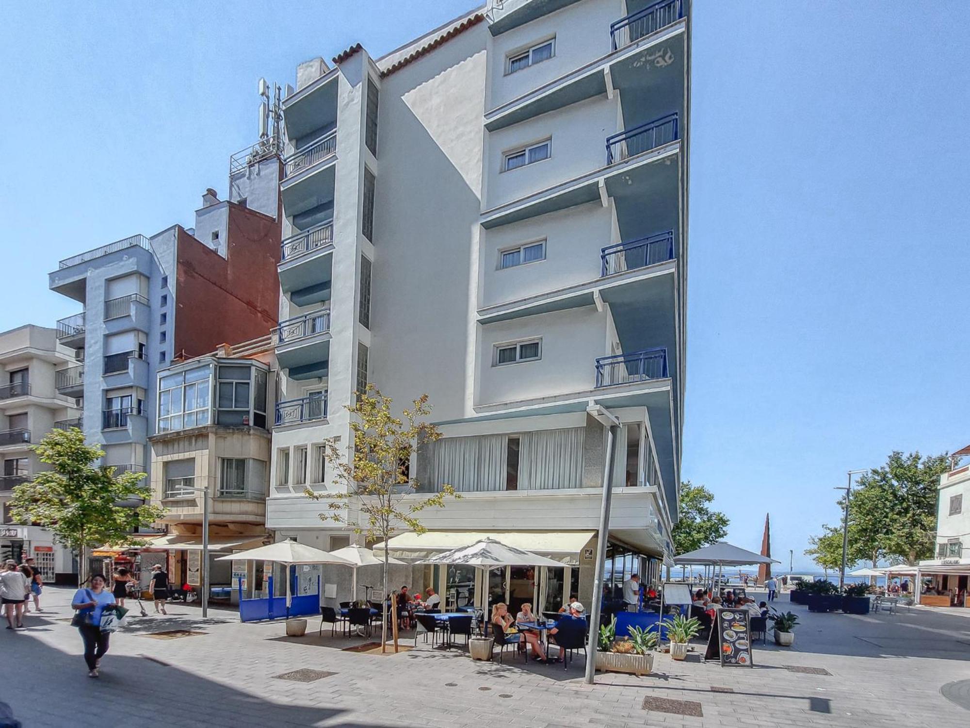 Apartamento Pretty With Terrace