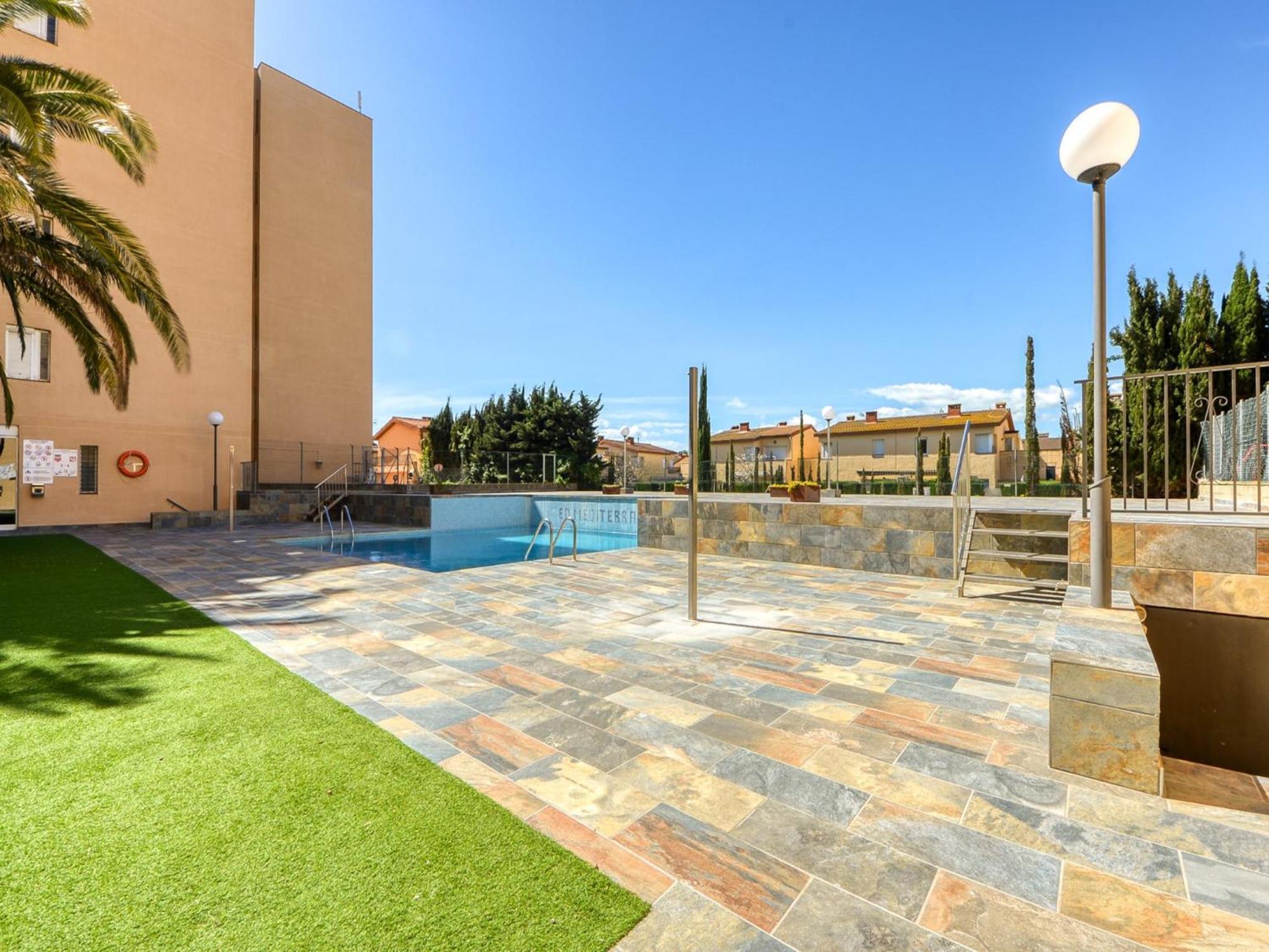 In With Swimming Pool Apartamento Rosas