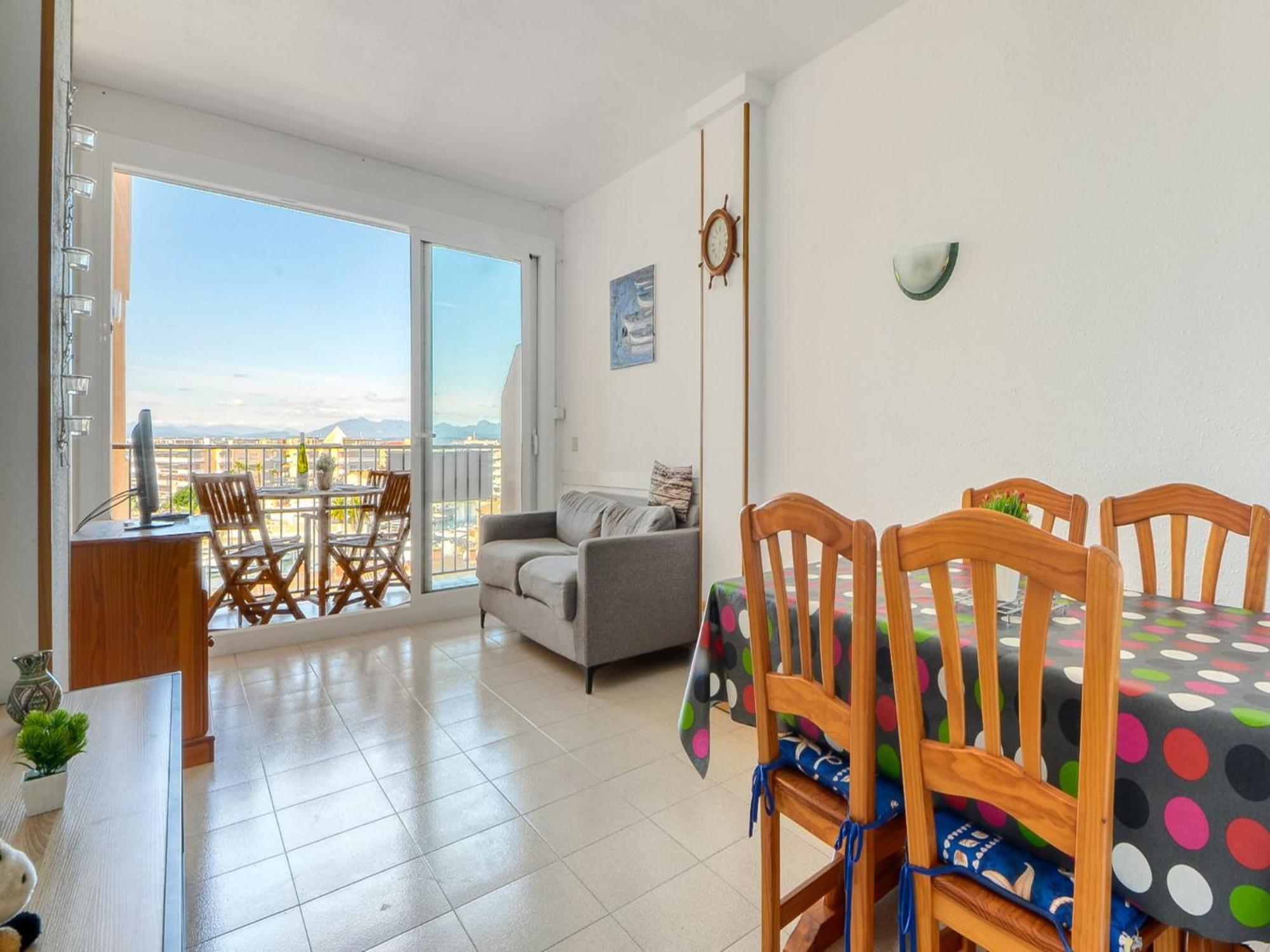 In With Swimming Pool Apartamento Rosas