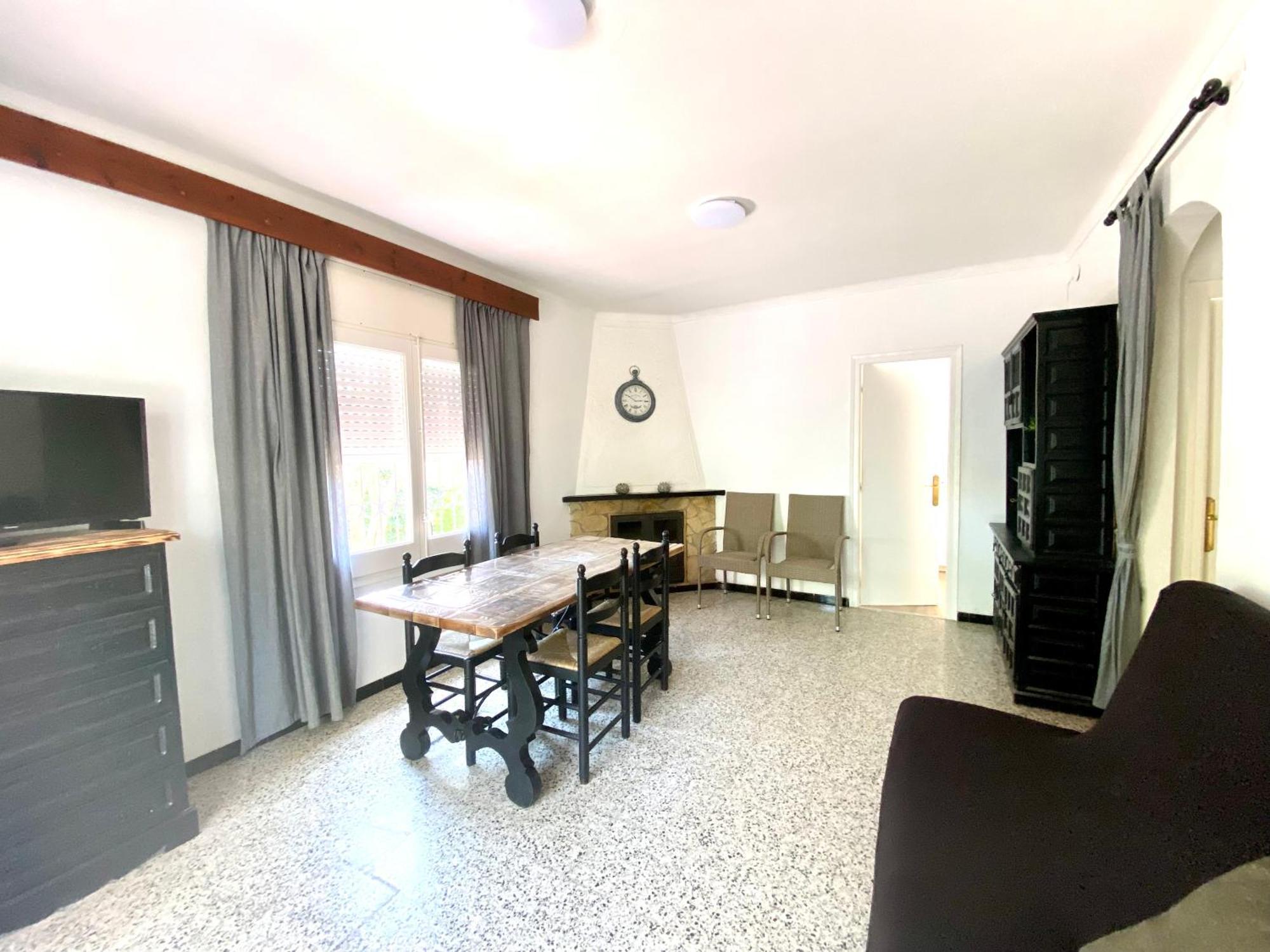 Holiday home Montserrat Ii L'Escala
