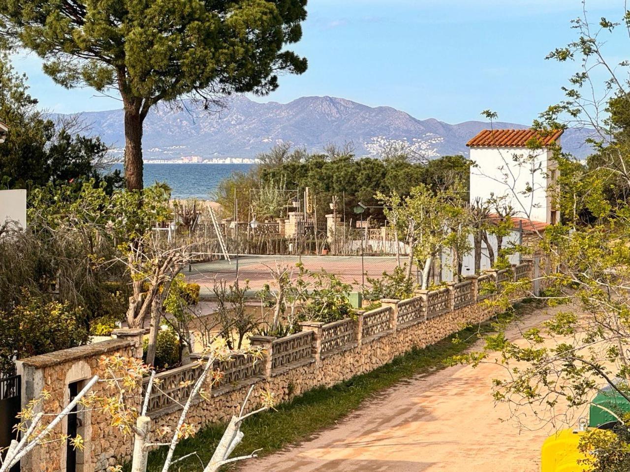 Bed and breakfast Merce Empuries *