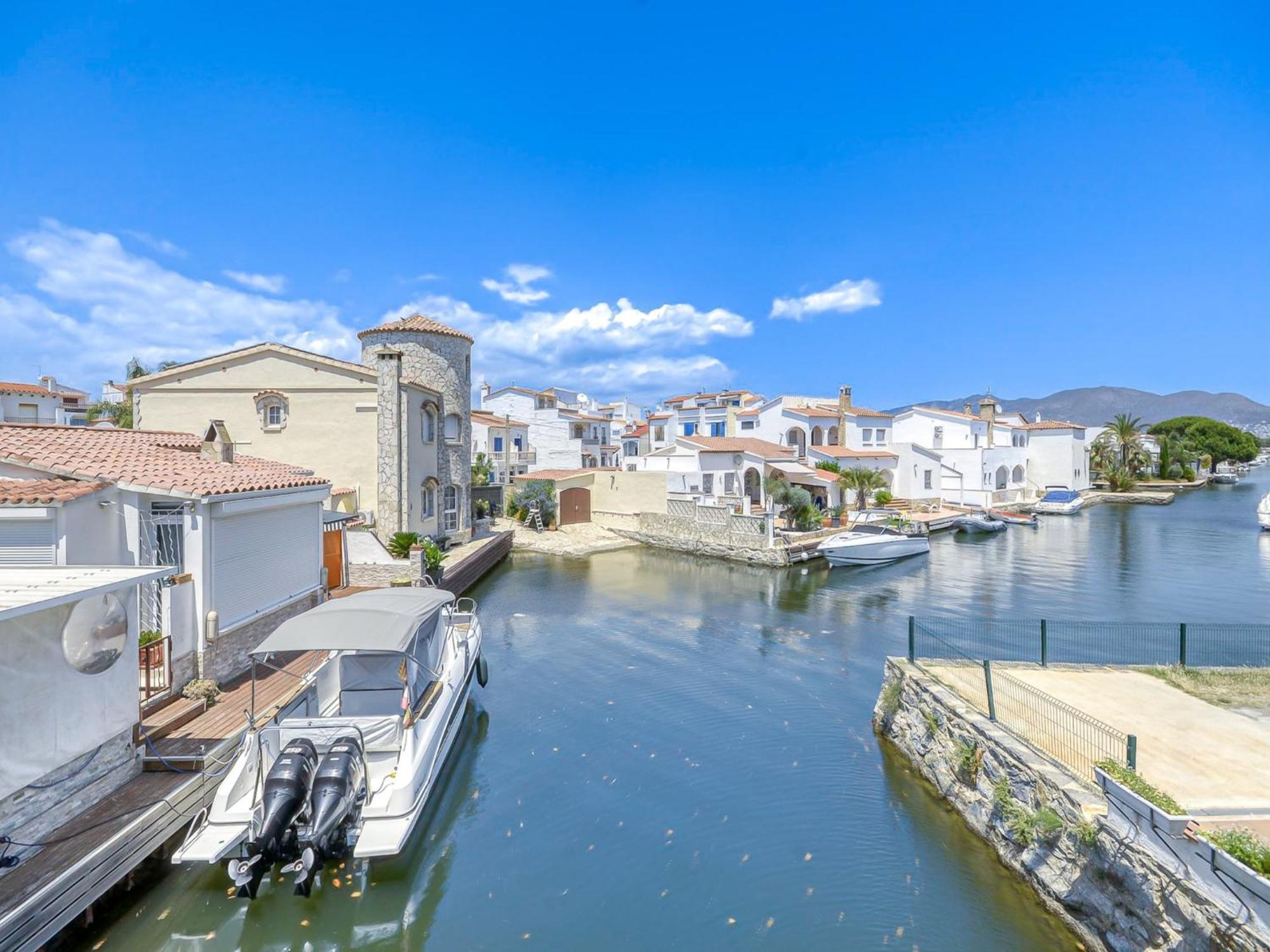 Fisherman House Near The * Ampuriabrava