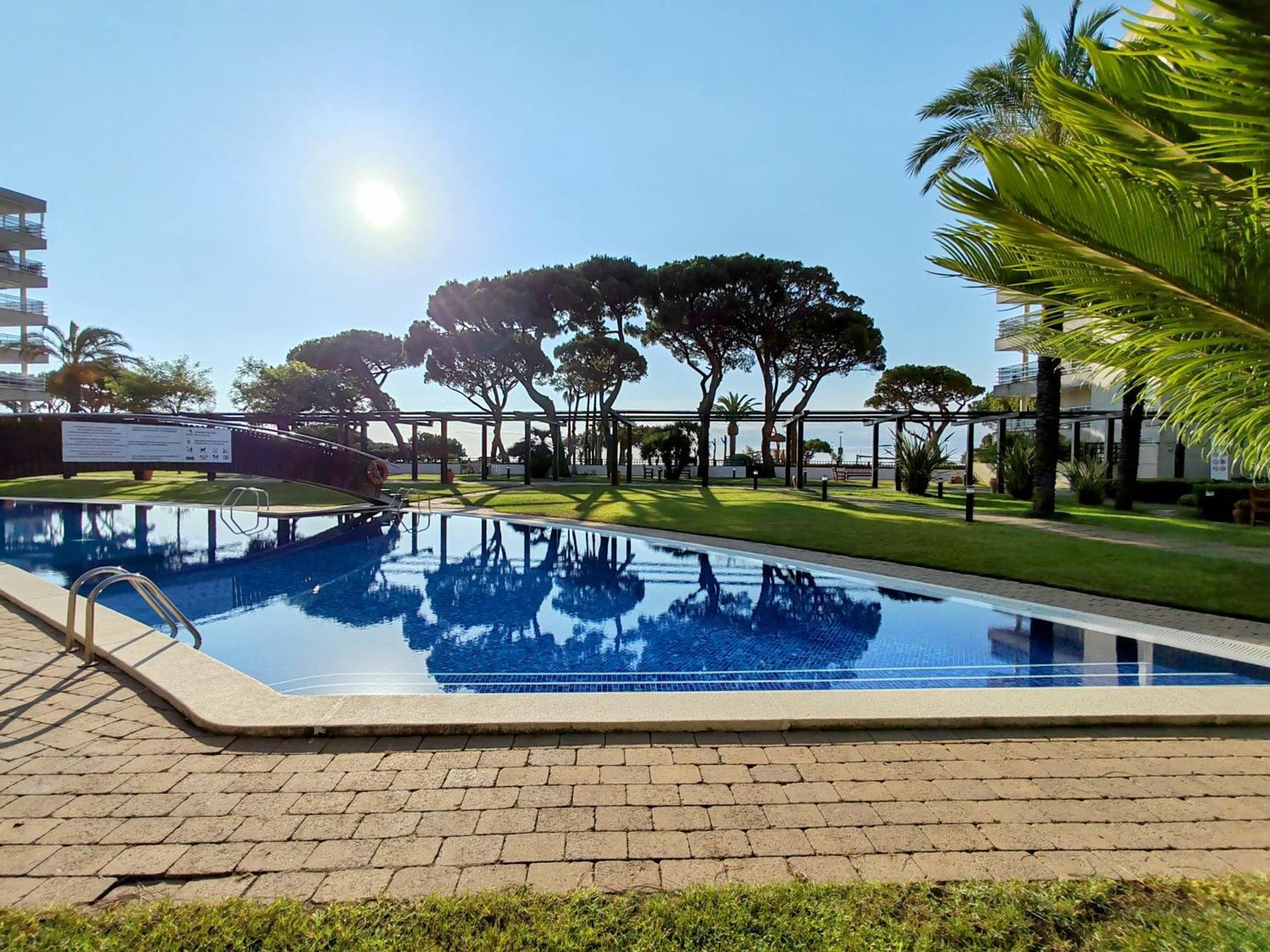 Seafront S'abanell Park With Pool *