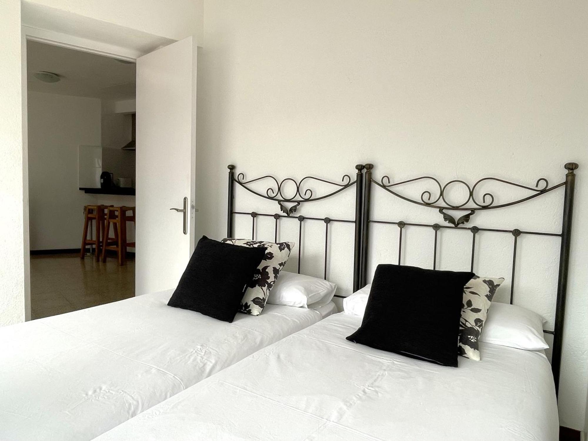 Des Puig - With Sea Views Apartamento Cadaqués