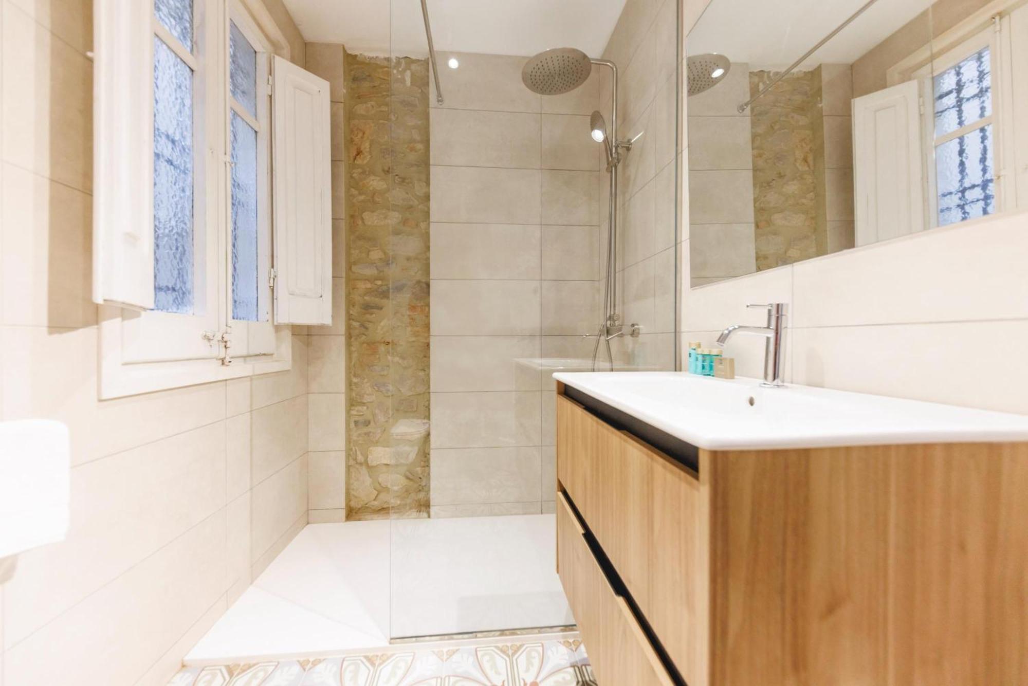 Apartamento Bravissimo El Lleó, Bright 4-bedroom