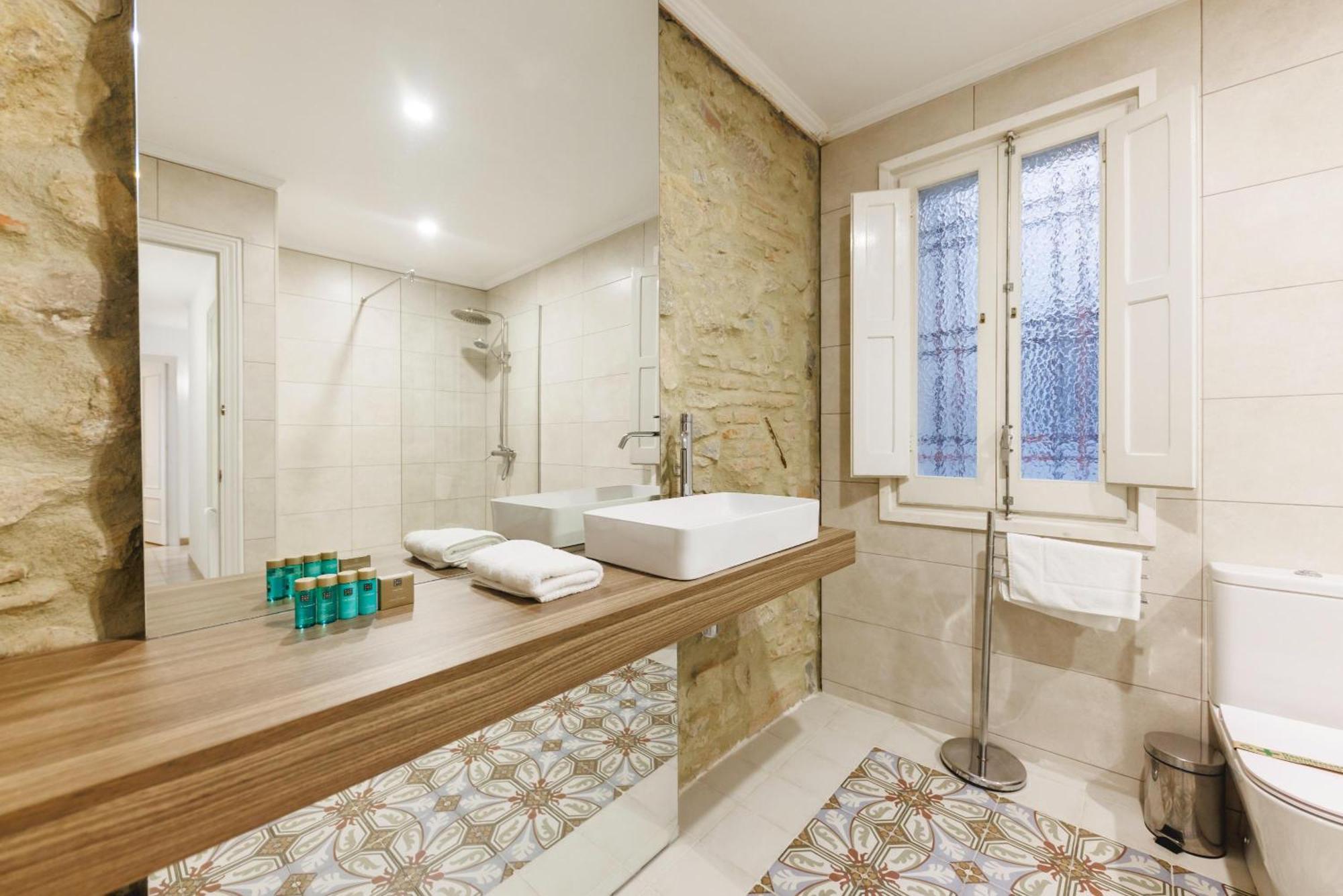 Bravissimo El Lleó, Bright 4-bedroom * Gerona