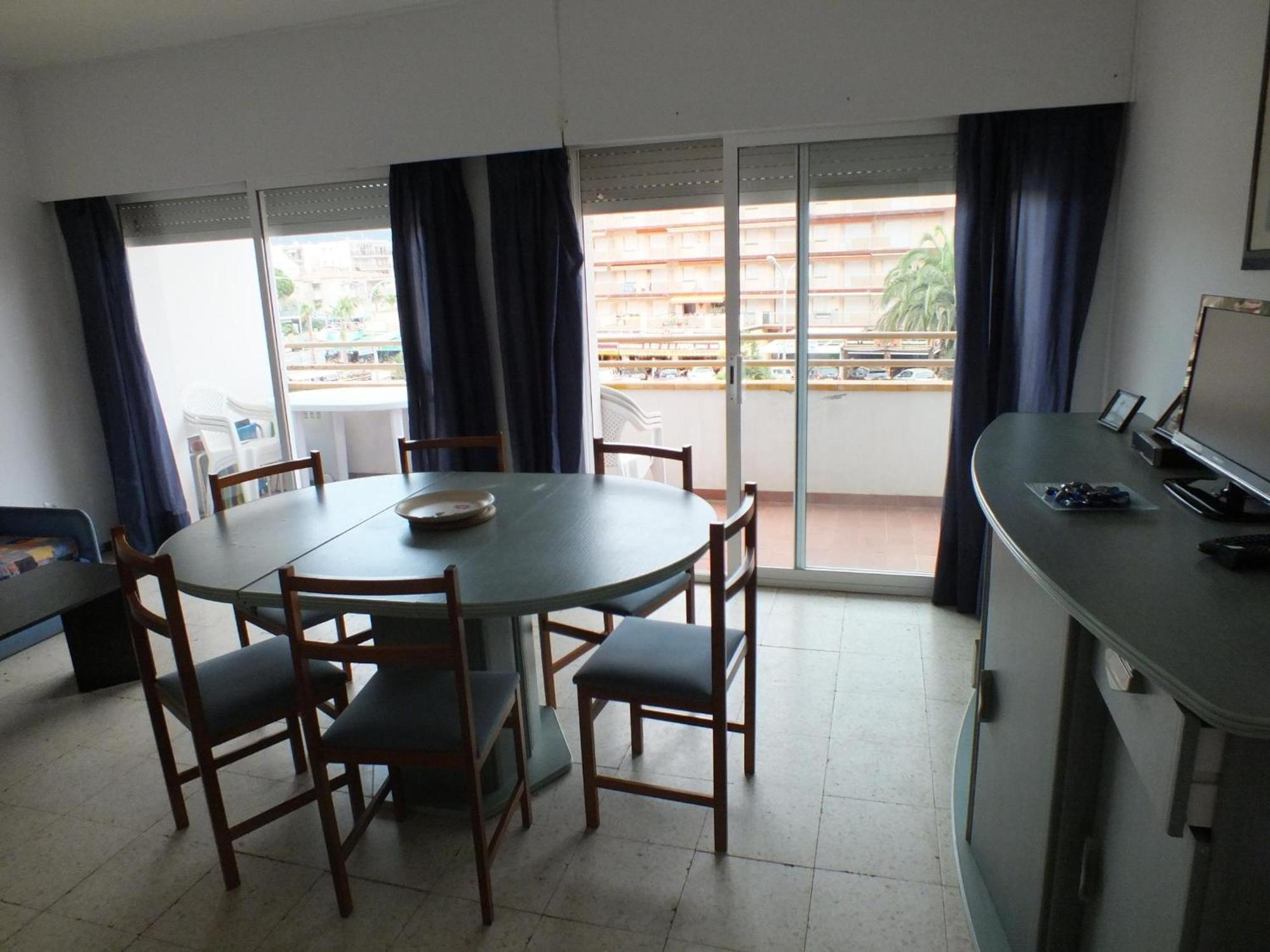 6 Personas En Rosas, Acceso A La Playa - Es-204-69 Apartamento Rosas