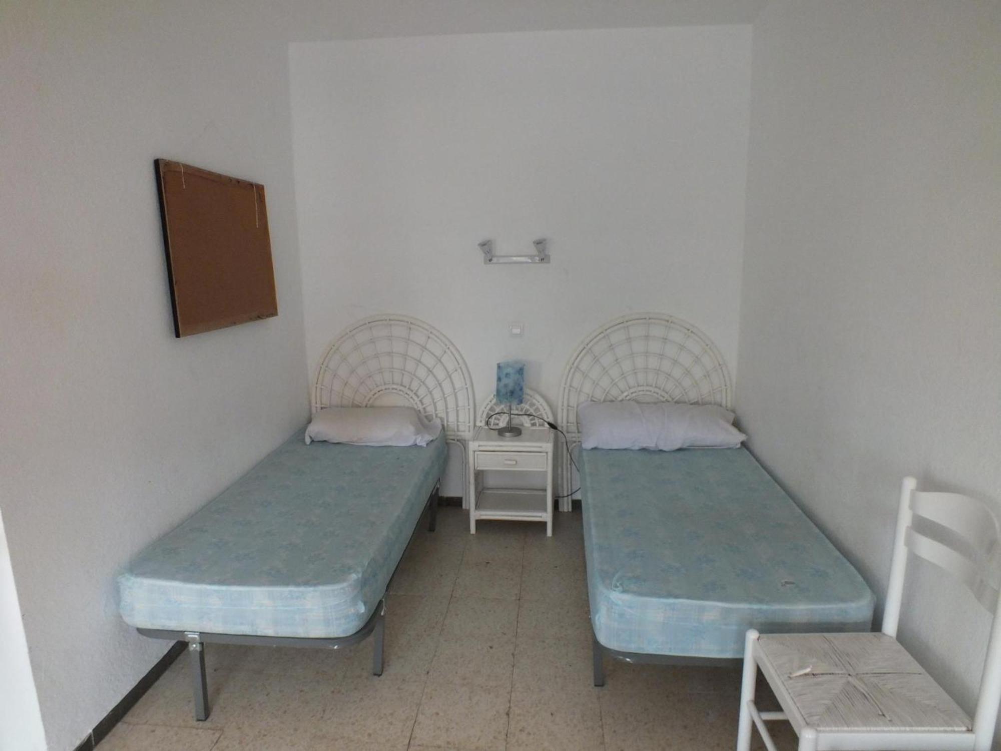6 Personas En Rosas, Acceso A La Playa - Es-204-69 *