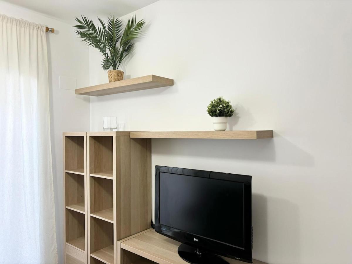 Apartamento Flores - Familias - Parejas - Parking - Piscina Lloret de Mar
