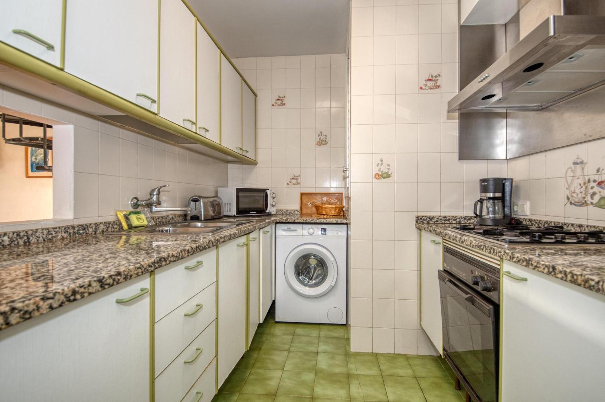 Niell Apartment