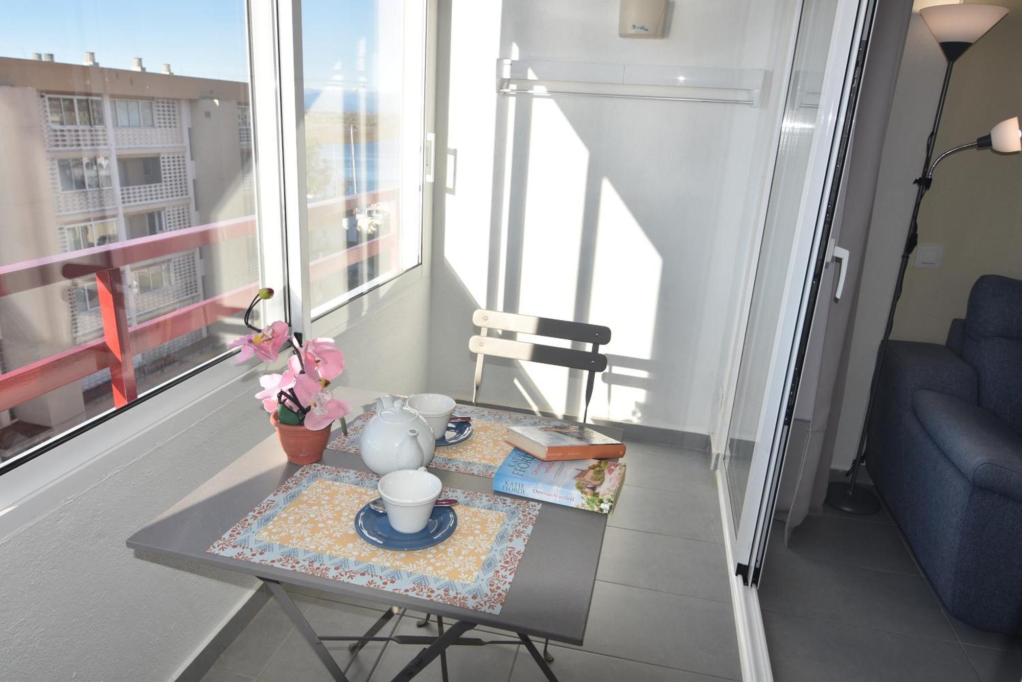 Rnet - 600 Garbi 04-55 Apartamento *
