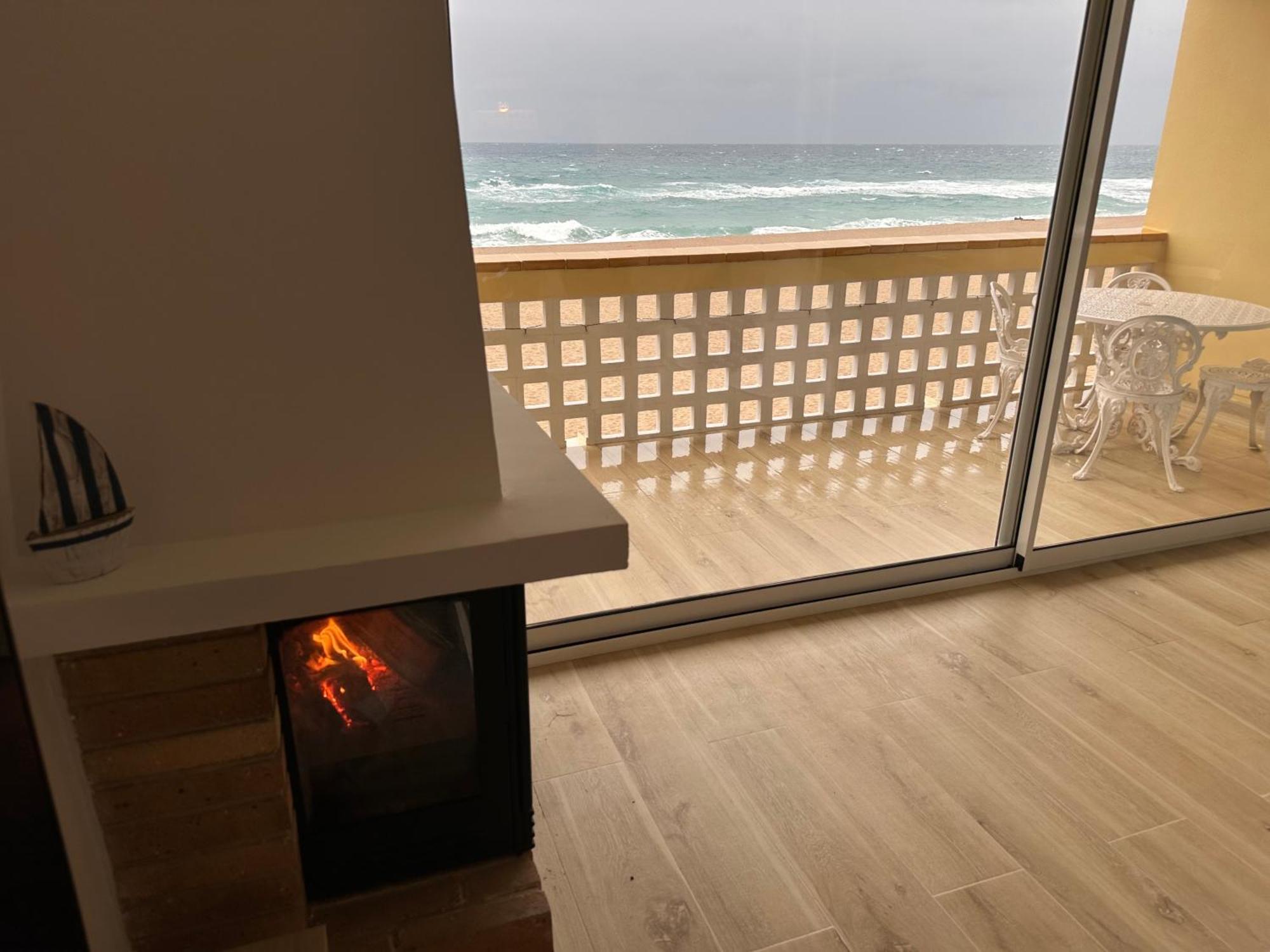 Apartamento Primera Linea De Mar