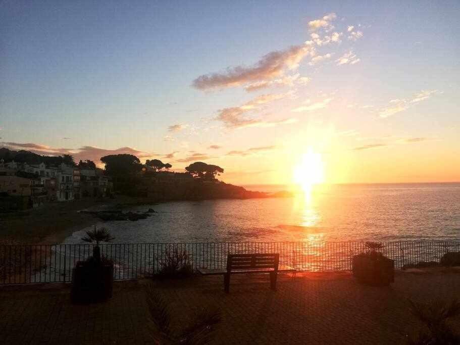 Beachfront Calella Duplex * Palafrugell