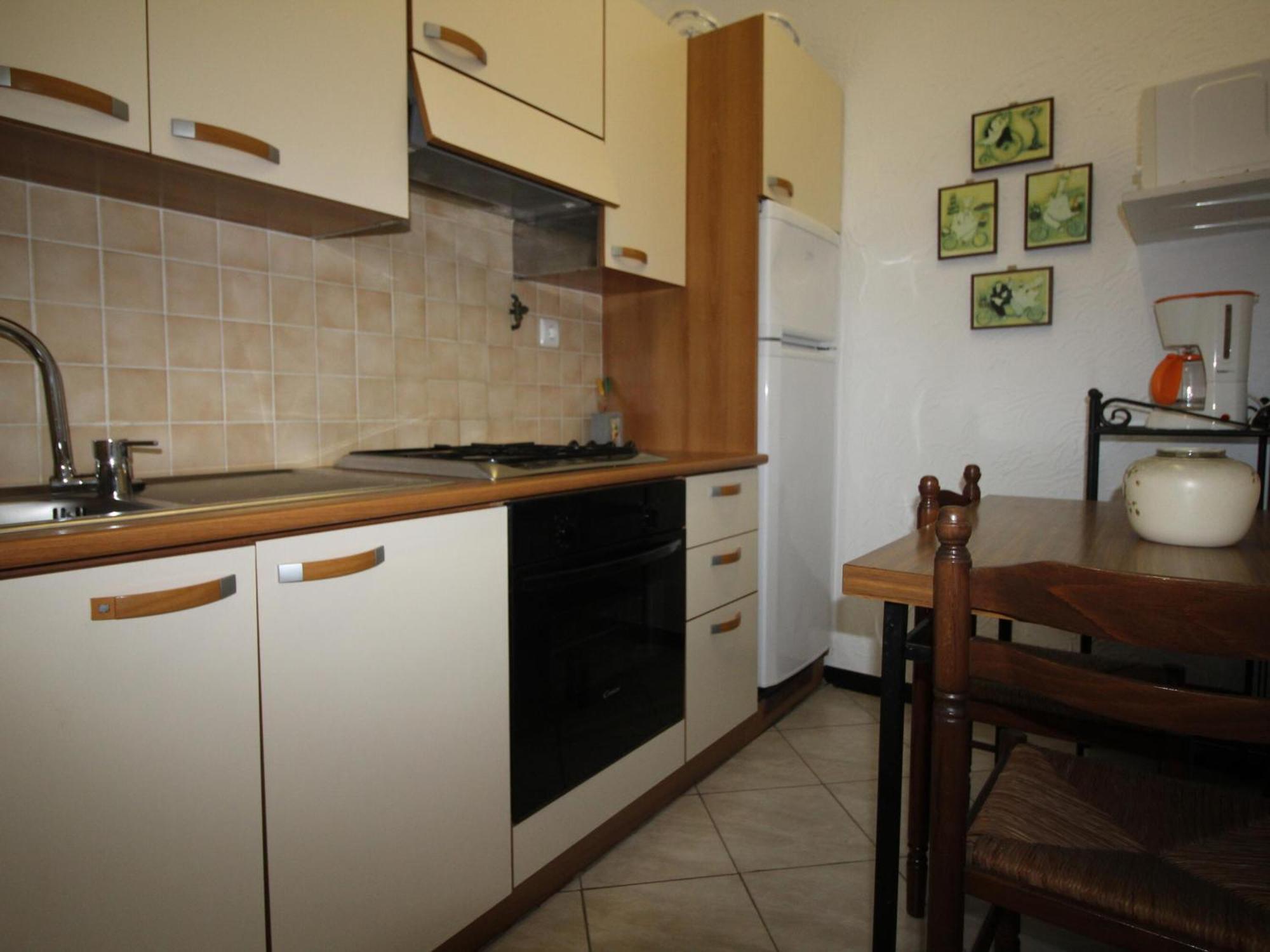 Grifeu 4 - Situado Muy Cerca De La Playa De Cap Ras, 4 Personas - Es-228-194 * Llançà