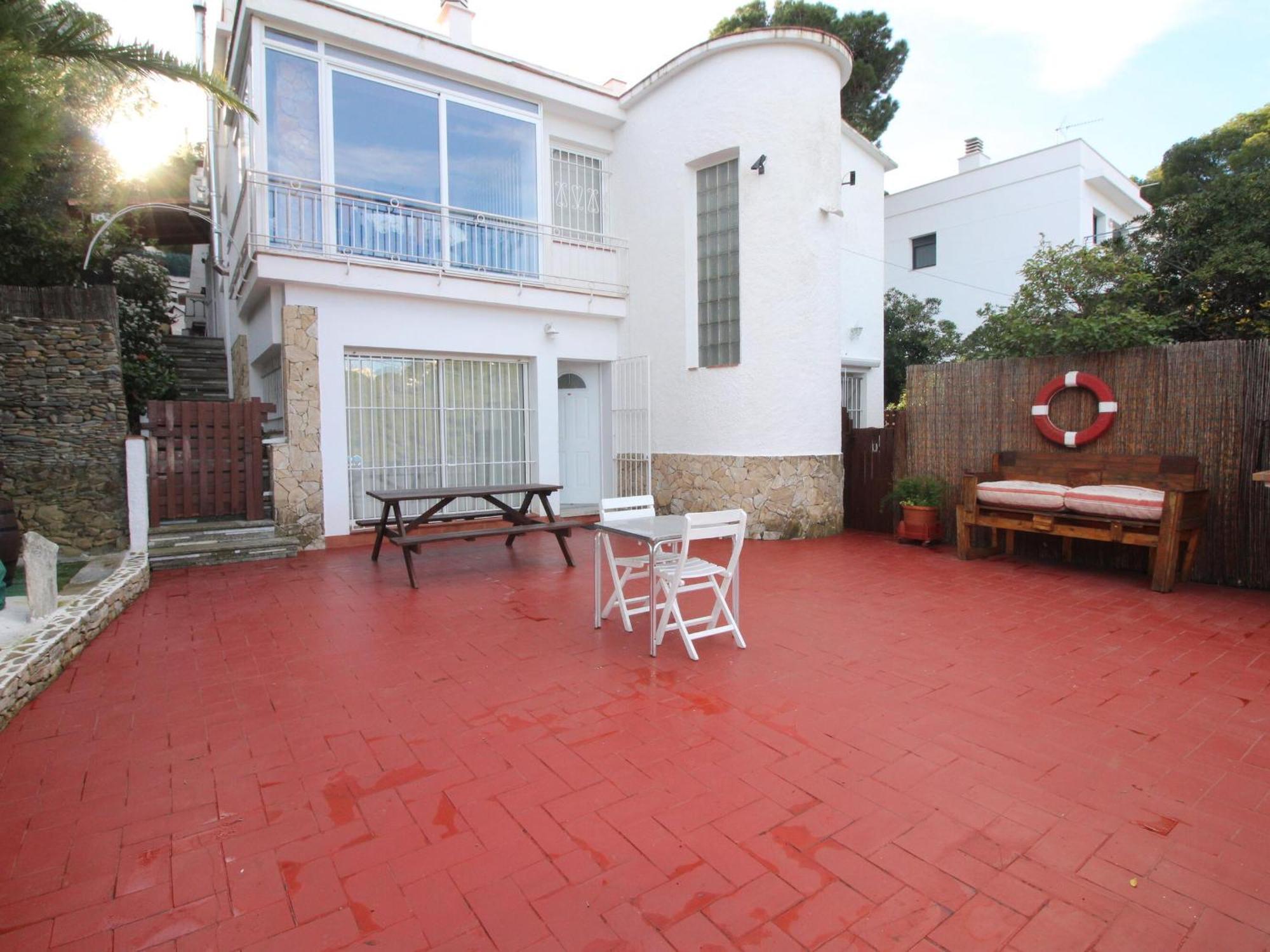 Apartamento Grifeu 4 - Situado Muy Cerca De La Playa De Cap Ras, 4 Personas - Es-228-194 *