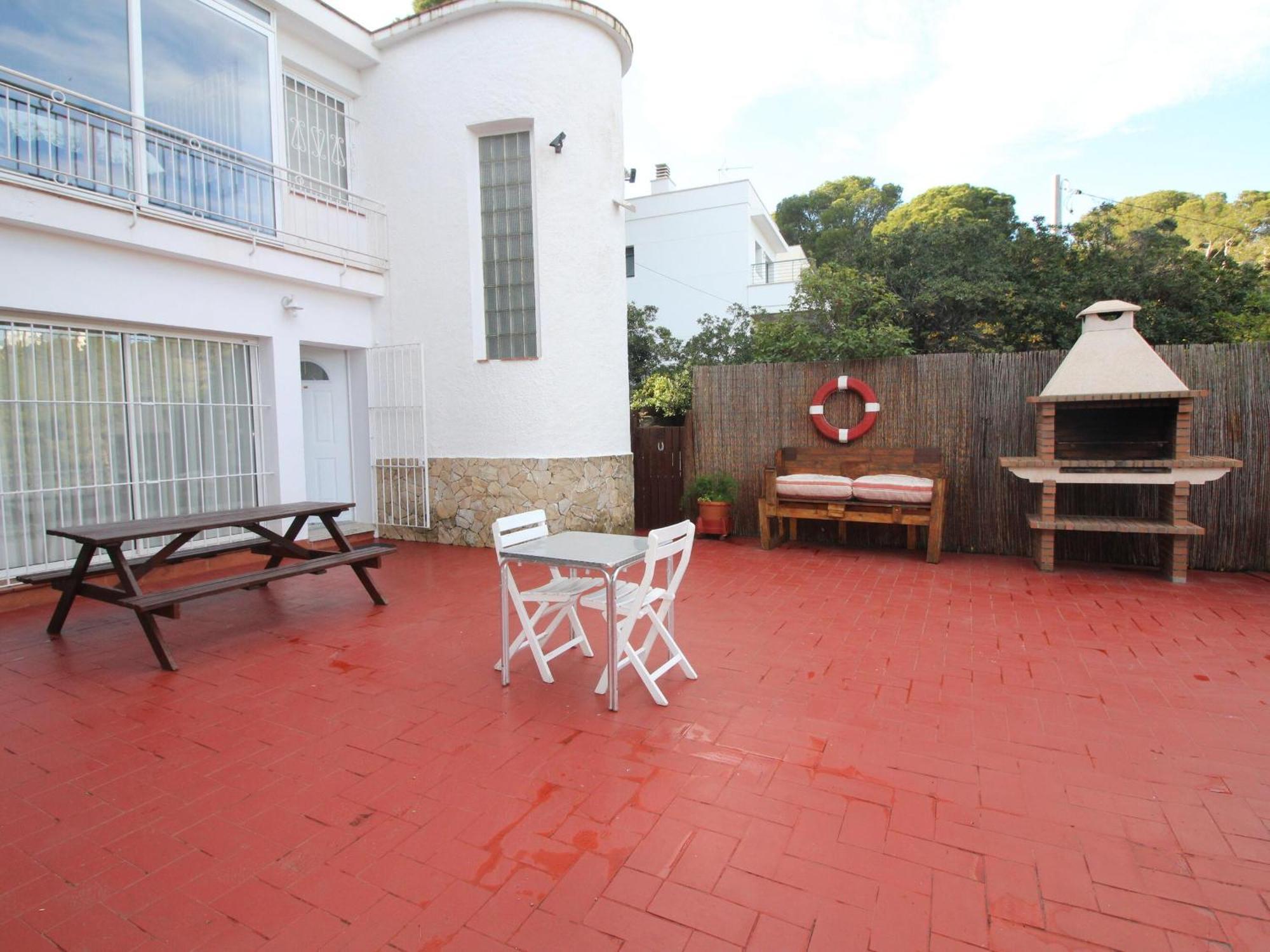 Apartamento Grifeu 4 - Situado Muy Cerca De La Playa De Cap Ras, 4 Personas - Es-228-194 Llançà