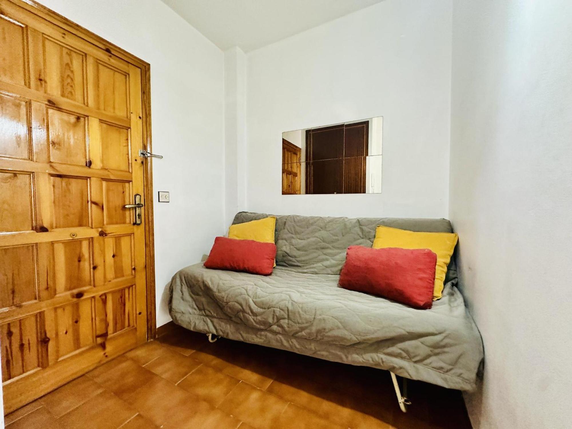 Apartamento 1027 9 1-3, Zona Del Puerto Deportivo, Cercano A La Gran Playa De Roses. Pequena Vista. - Es-258-40