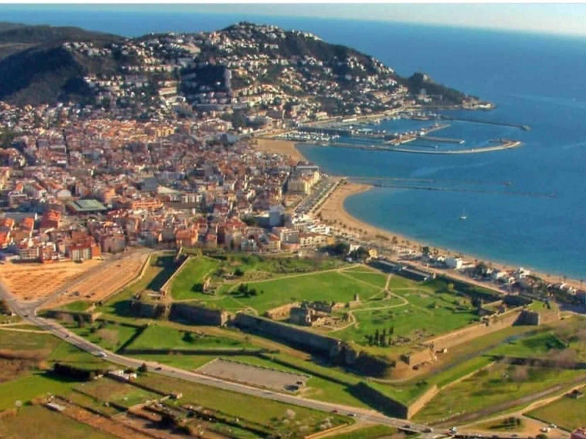 3385 Alarona B B4, Vistas Inmillorables A La Cala Playa De Canyelles. Relarse Y Disfrutar De La Brisa Del Mar. - Es-258-143 Rosas