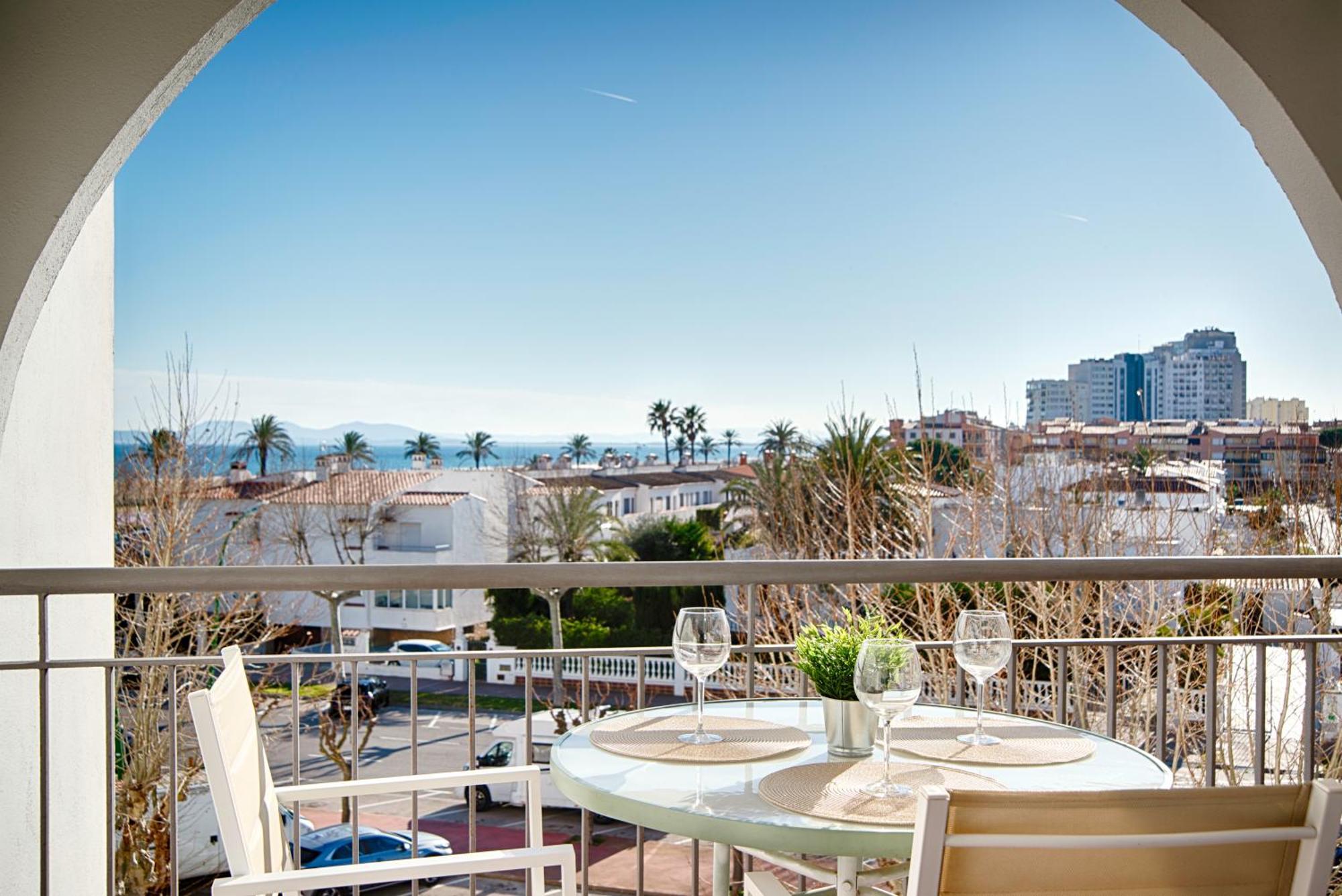 Apartamento Estudio Moderno Con Terraza Y Vistas Al Mar *