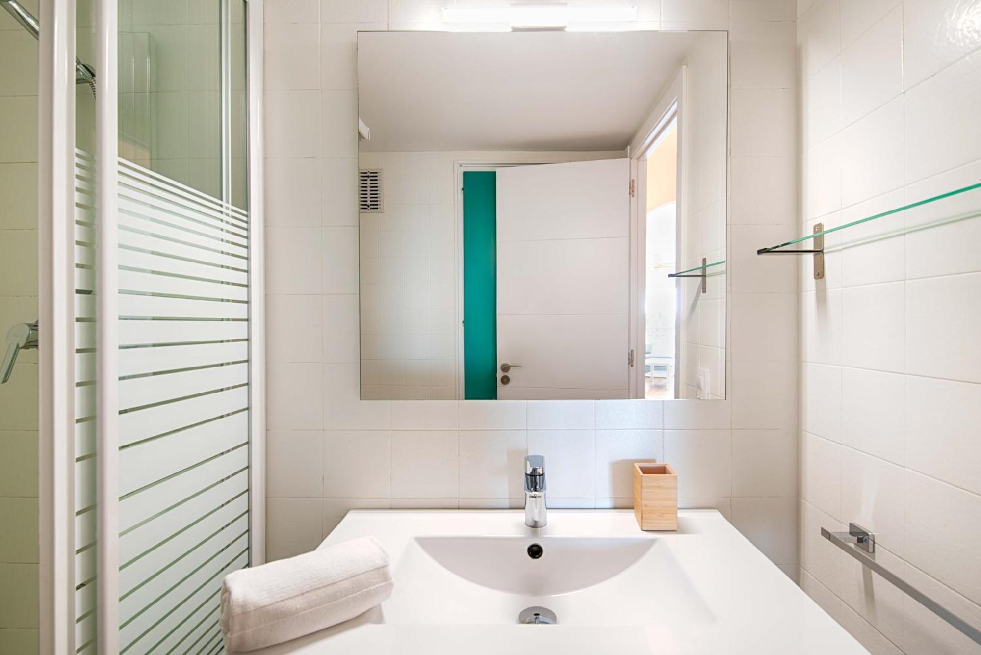 Estudio Moderno Con Terraza Y Vistas Al Mar Apartamento *