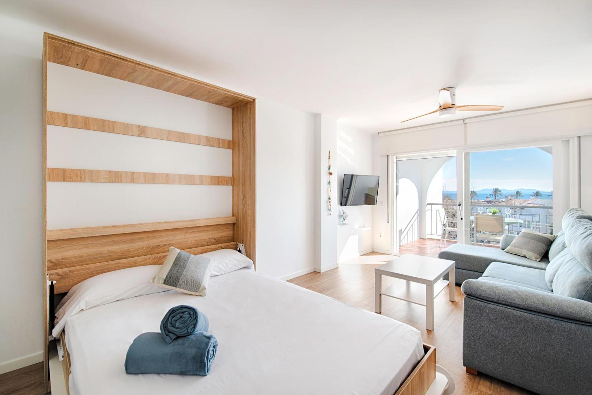 Apartamento Estudio Moderno Con Terraza Y Vistas Al Mar *