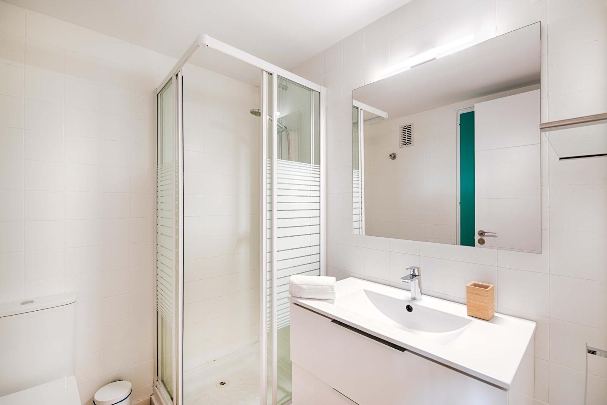 Estudio Moderno Con Terraza Y Vistas Al Mar * Ampuriabrava