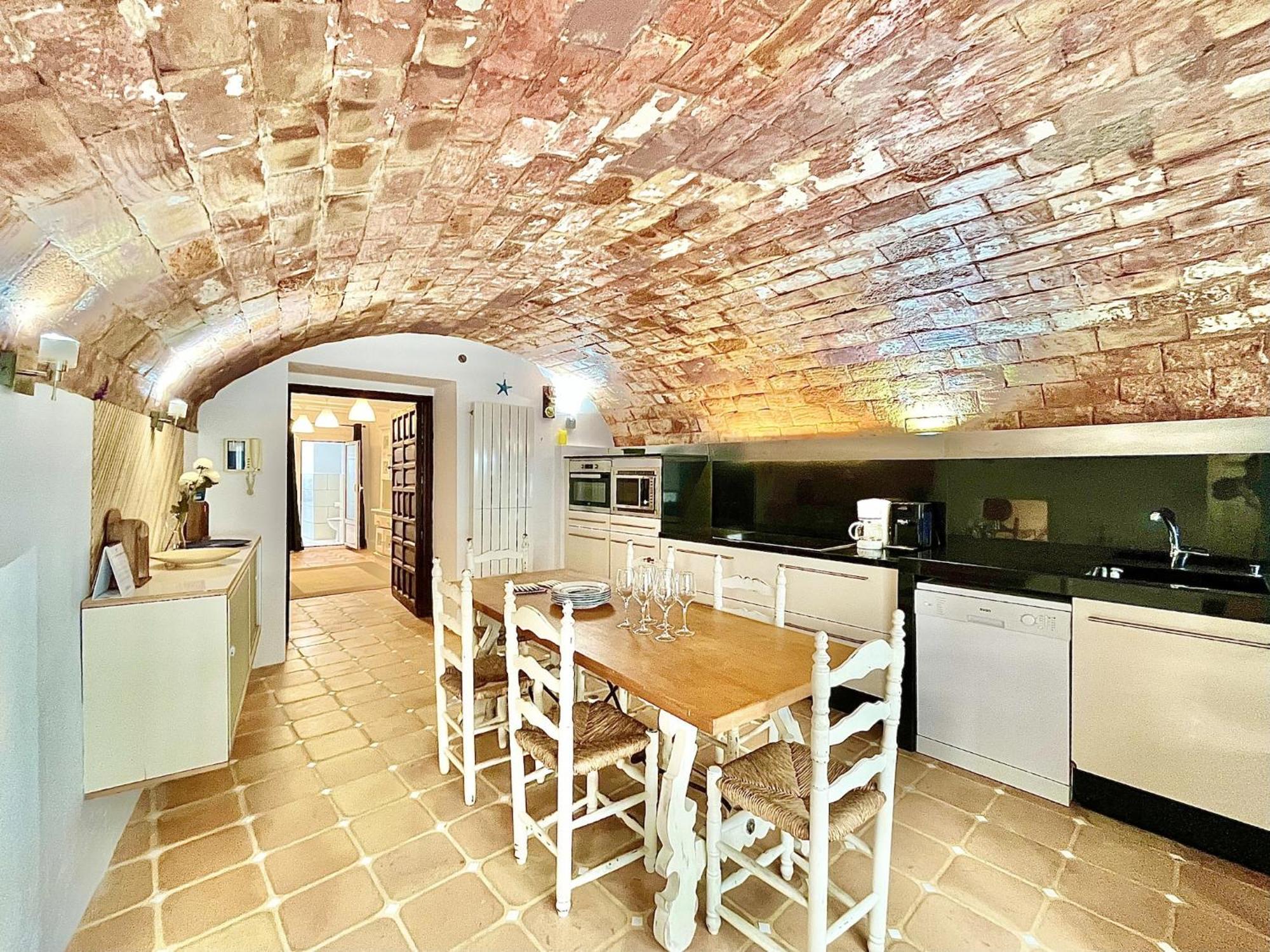 Apartamento Spacious Near *