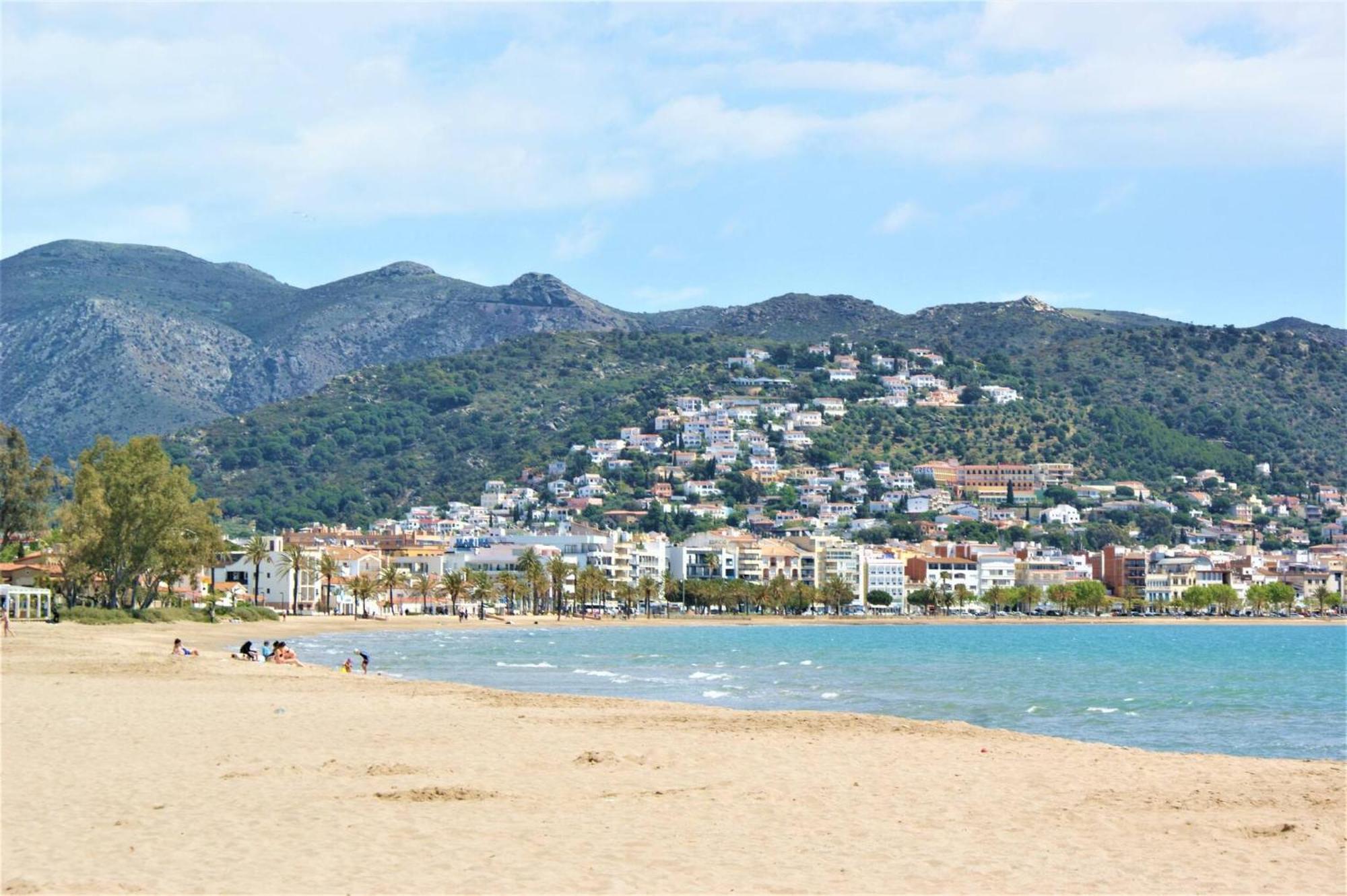 Primera Linea Con Vistas Al Mar