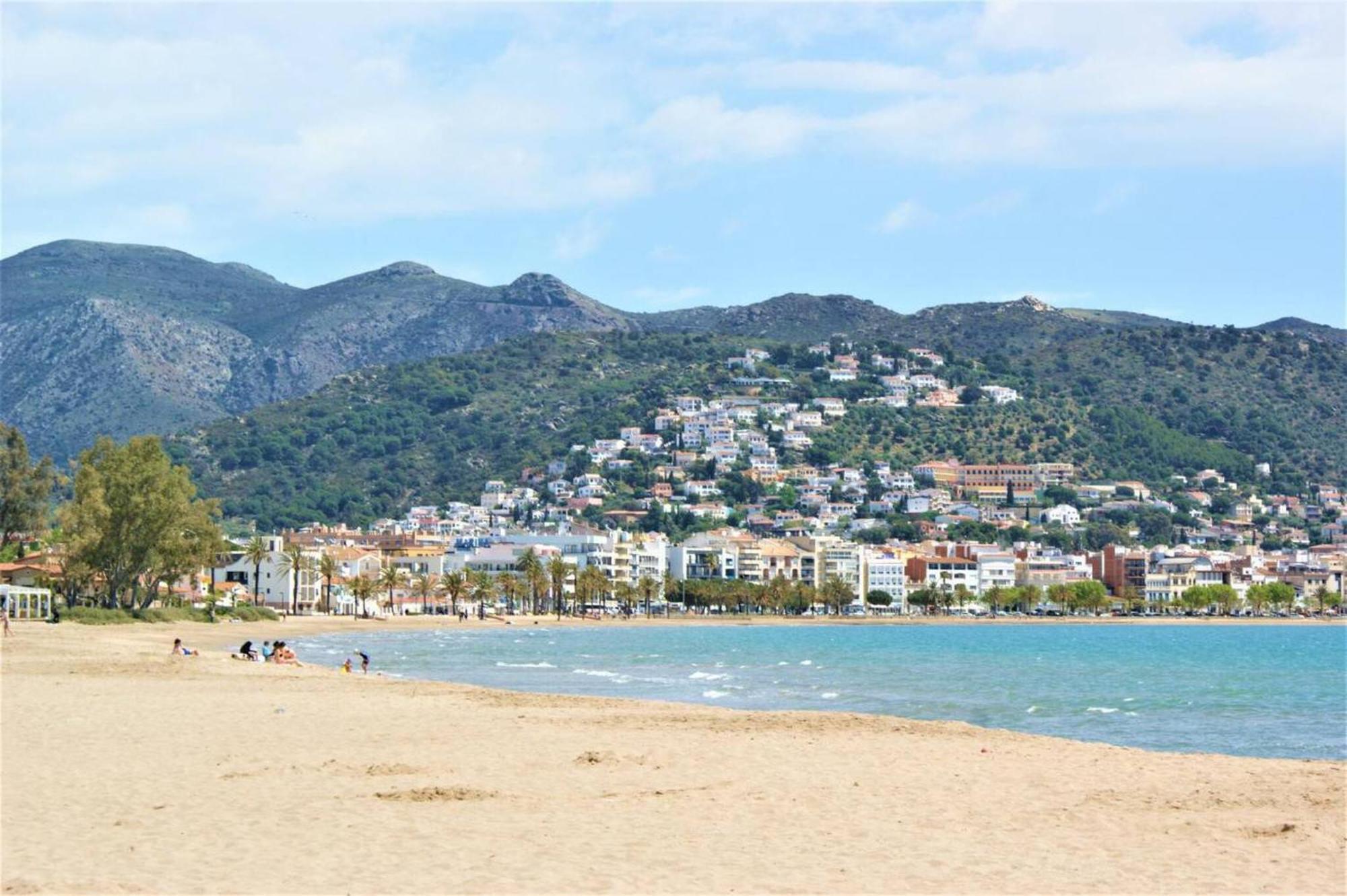 Primera Linea Con Vistas Al Mar Apartamento Rosas