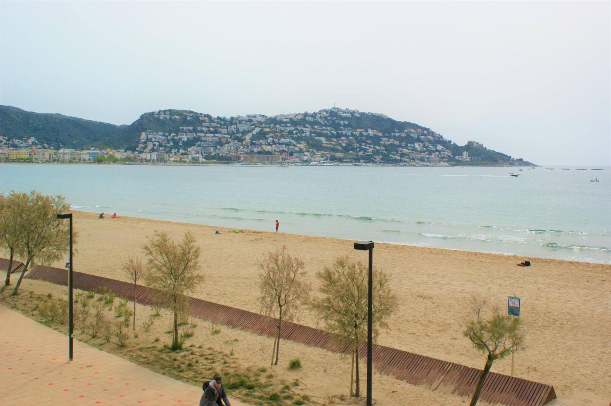 Apartamento Primera Linea Con Vistas Al Mar Rosas