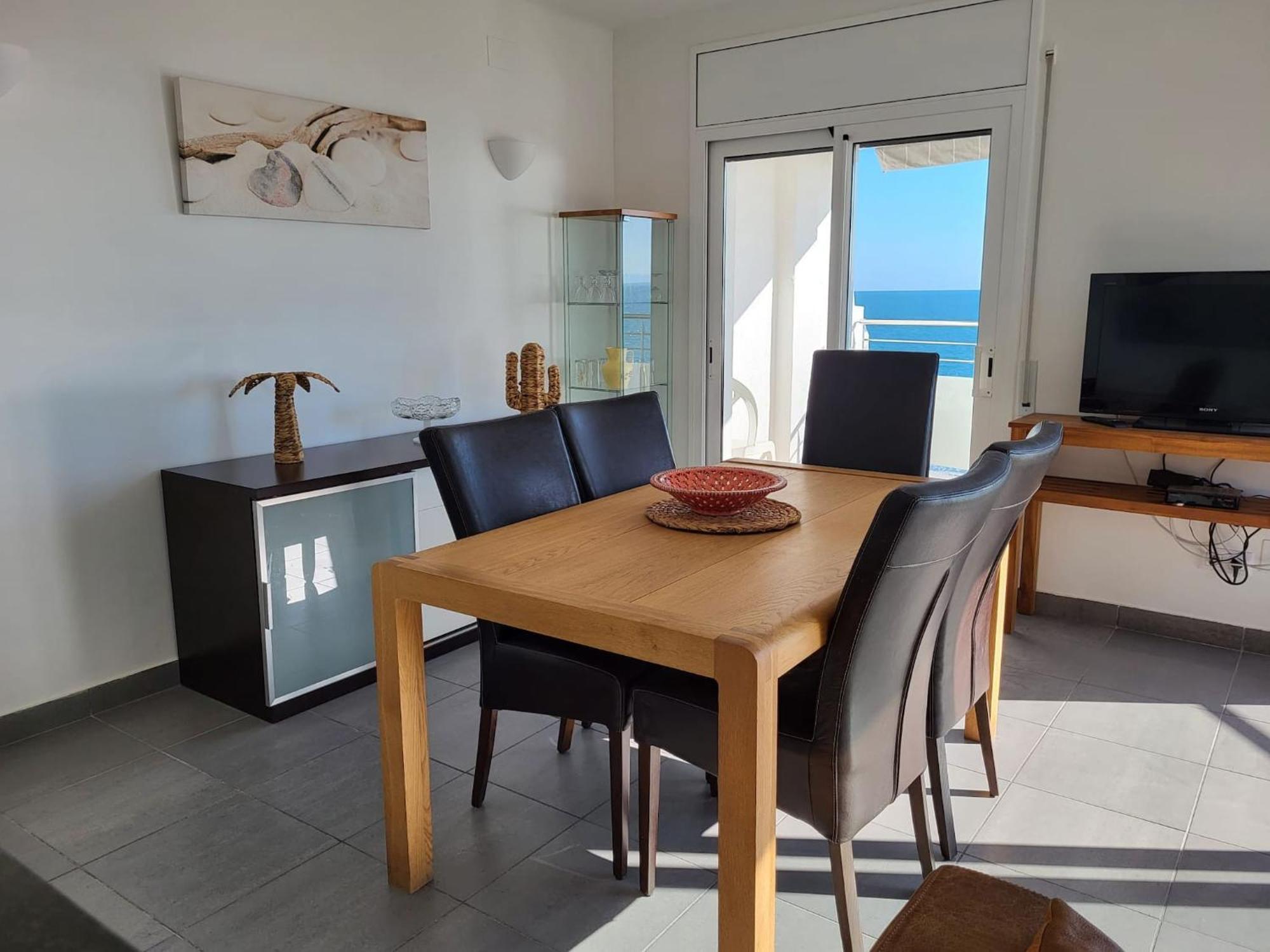 Primera Linea Con Vistas Al Mar Apartamento *