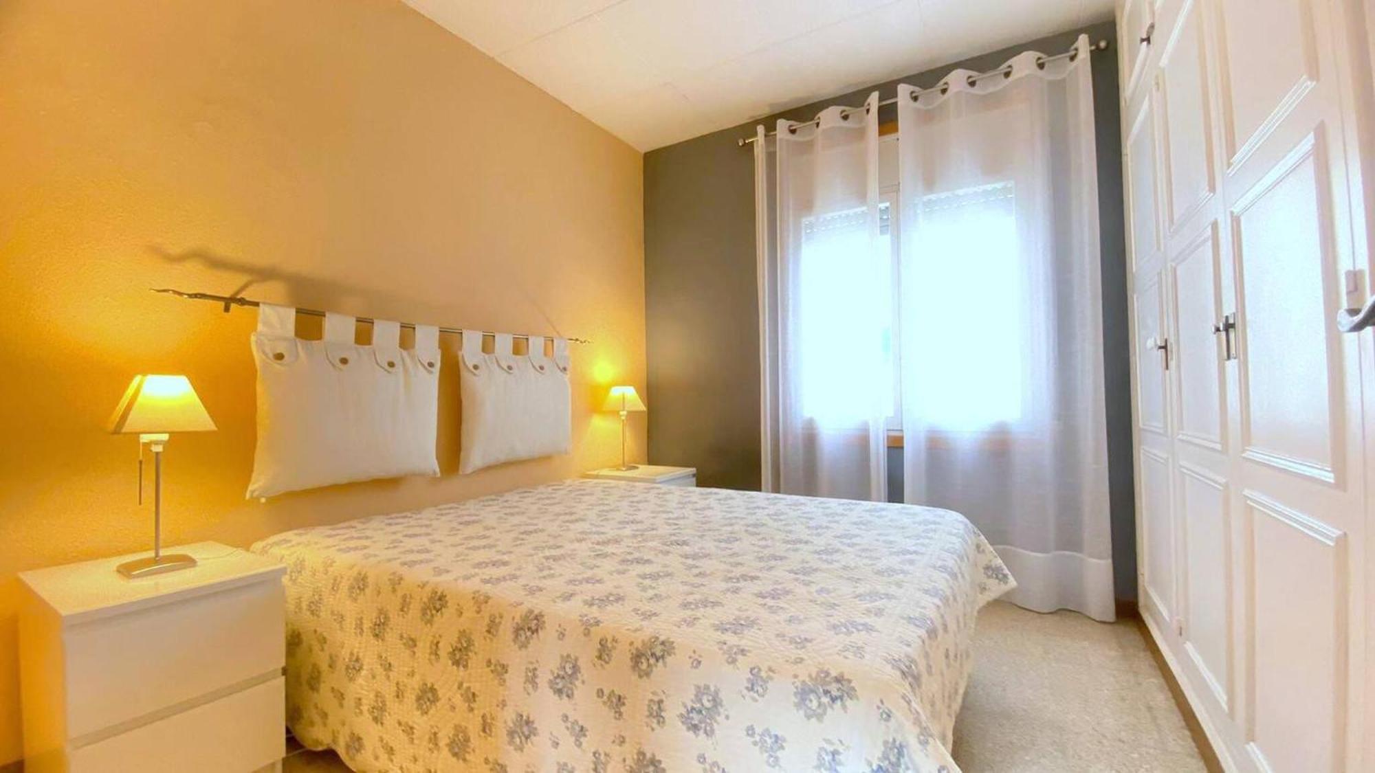 Apartment Ams136 Roses