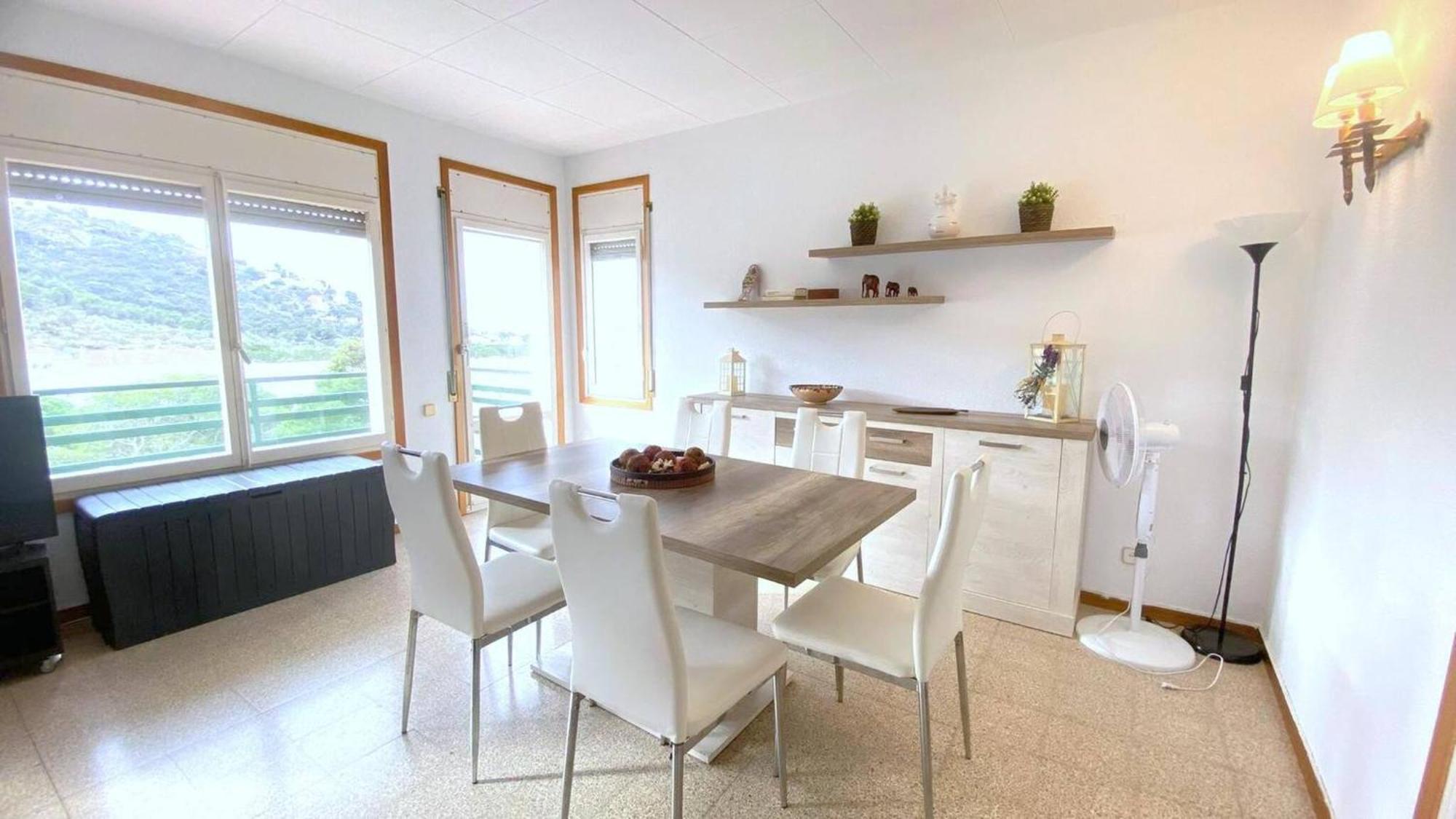 Apartment Ams136 *