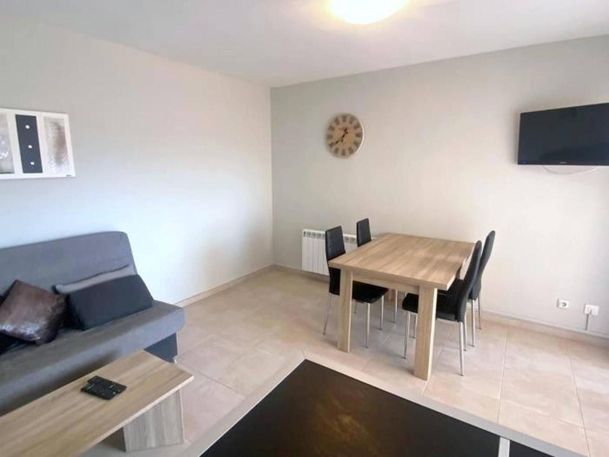 Olimpe 2 8 Apartment *