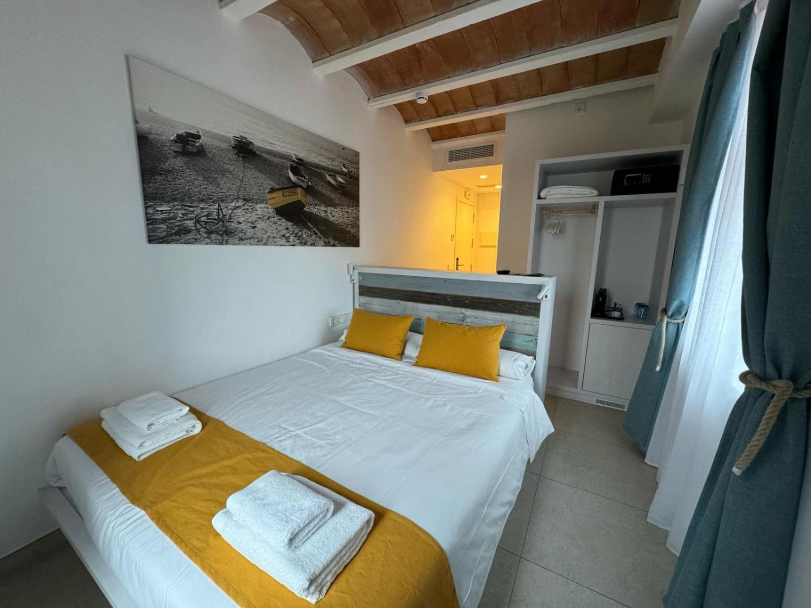 Boutique Es Blau Hotel Cadaques