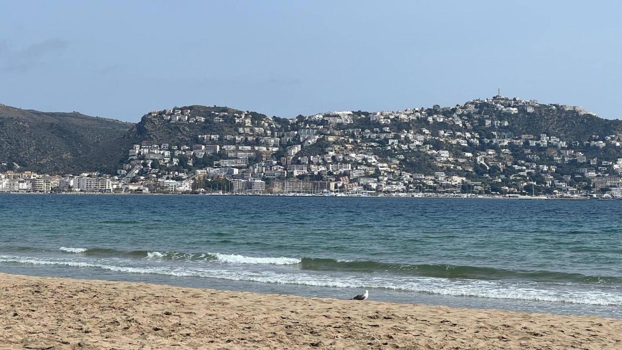 Precioso En Con Parking Cerca De Playa