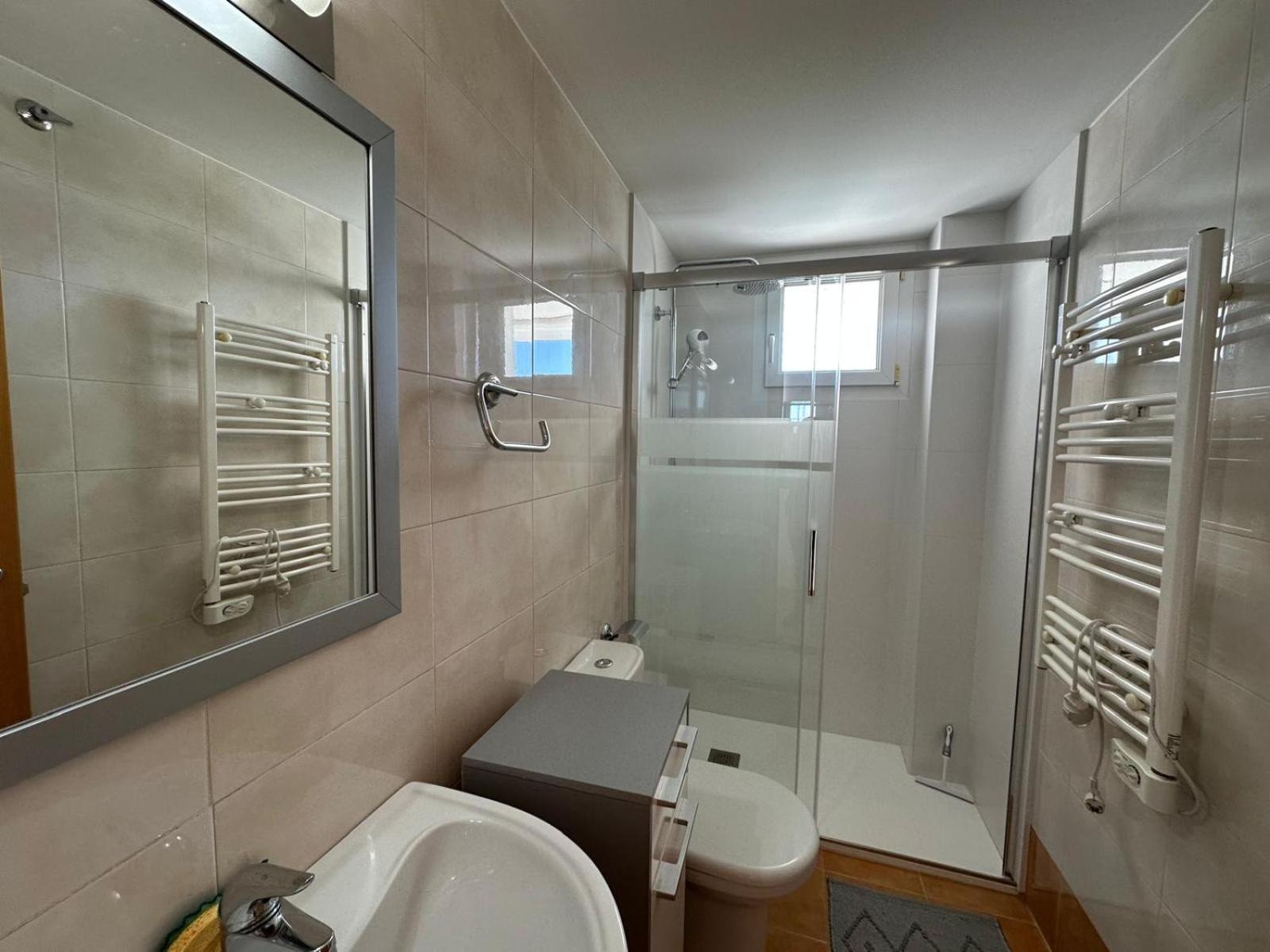 Apartamento Bonito Piso Con Preciosas Vistas Rosas