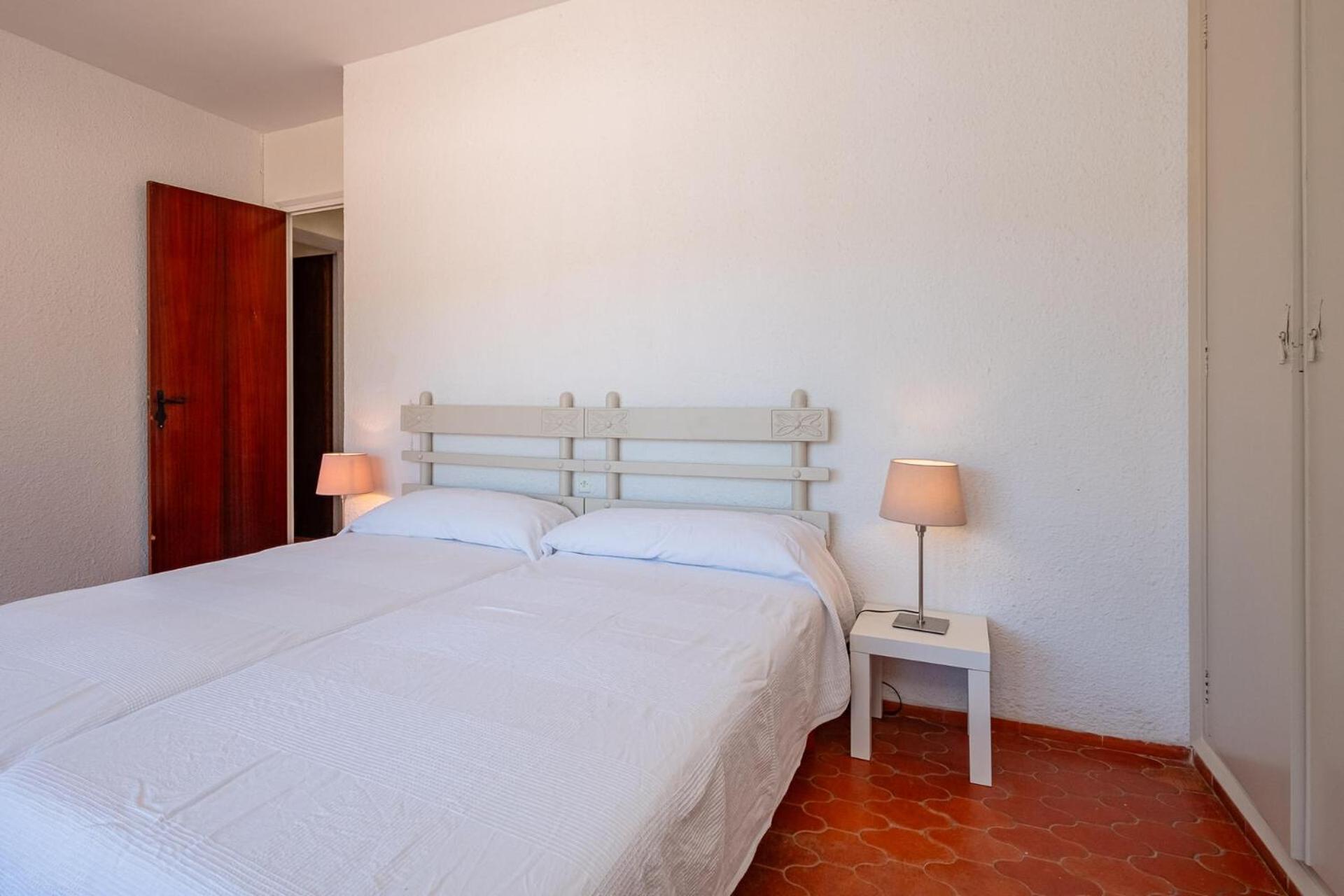 Sr-16 Sa Riera 6 Pax * Begur