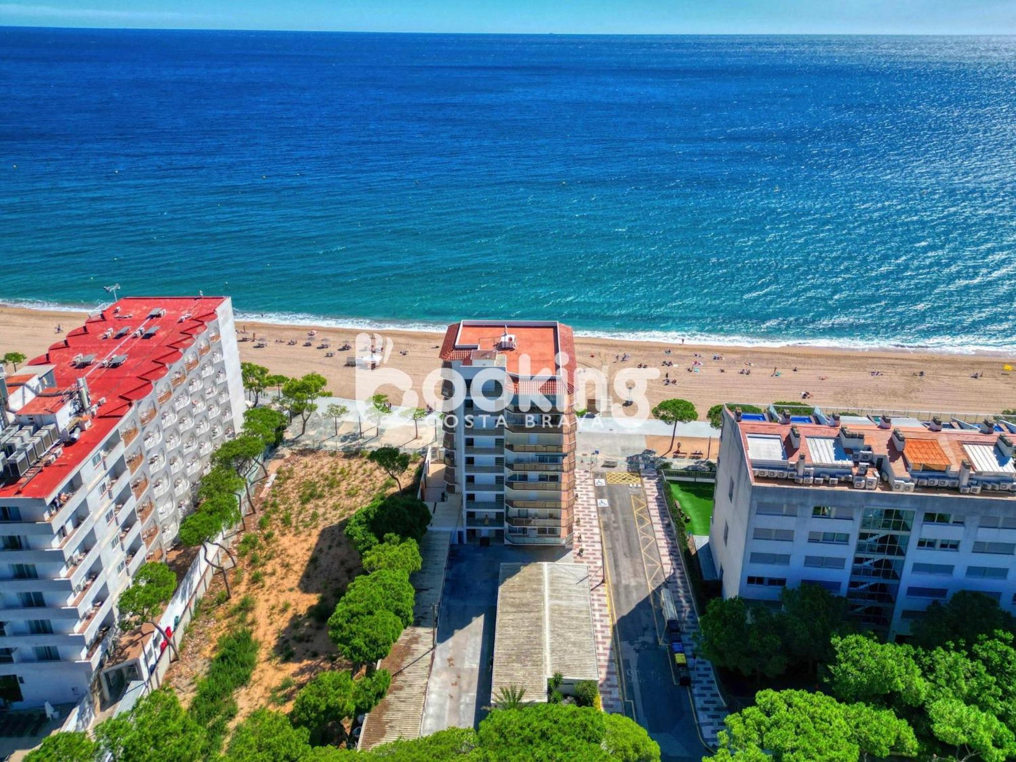 Onades Platja d'Aro (Playa de Aro)