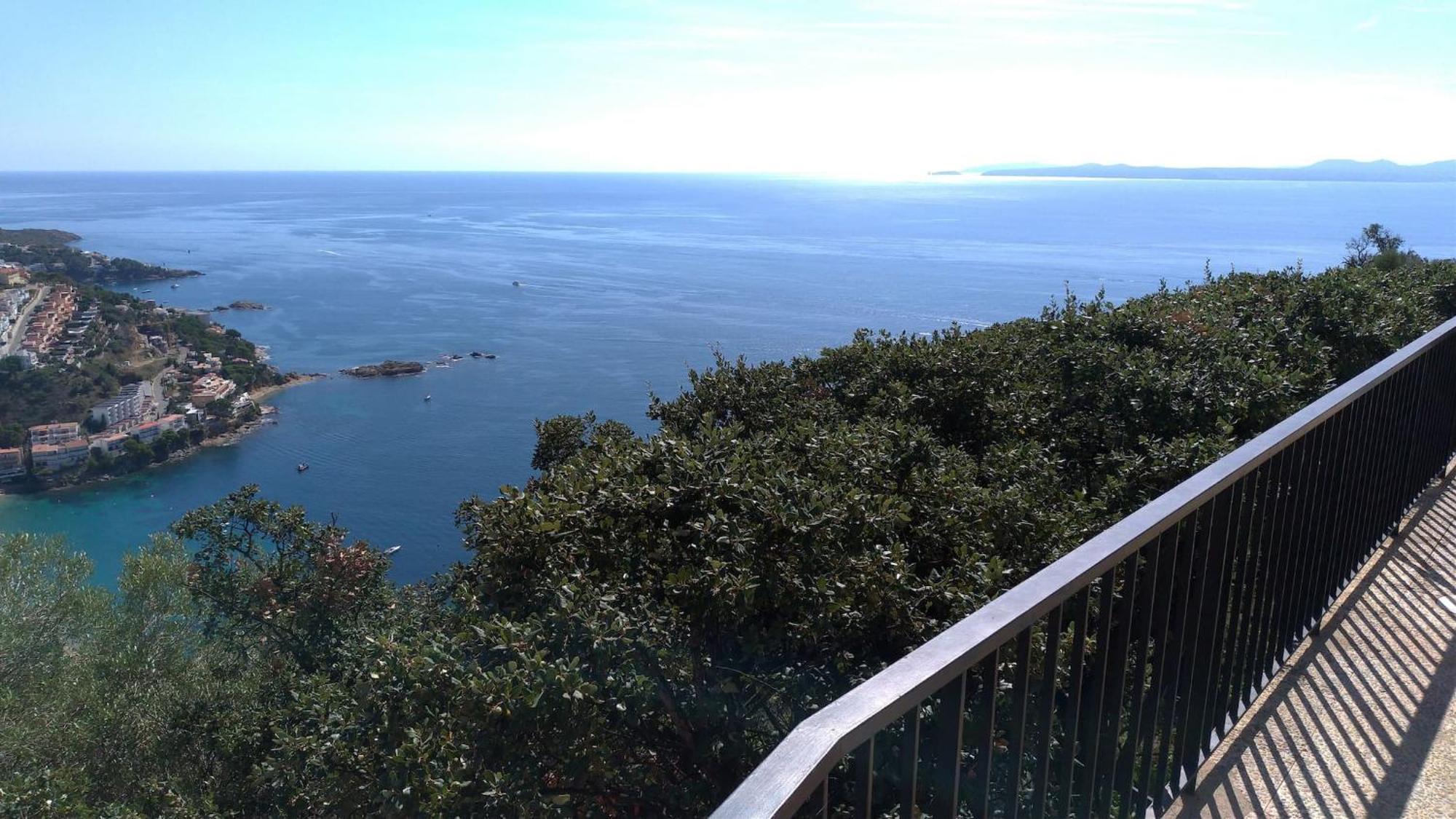 Impresionantes Vistas Del Mar En Roses, Canyelles Apartamento *