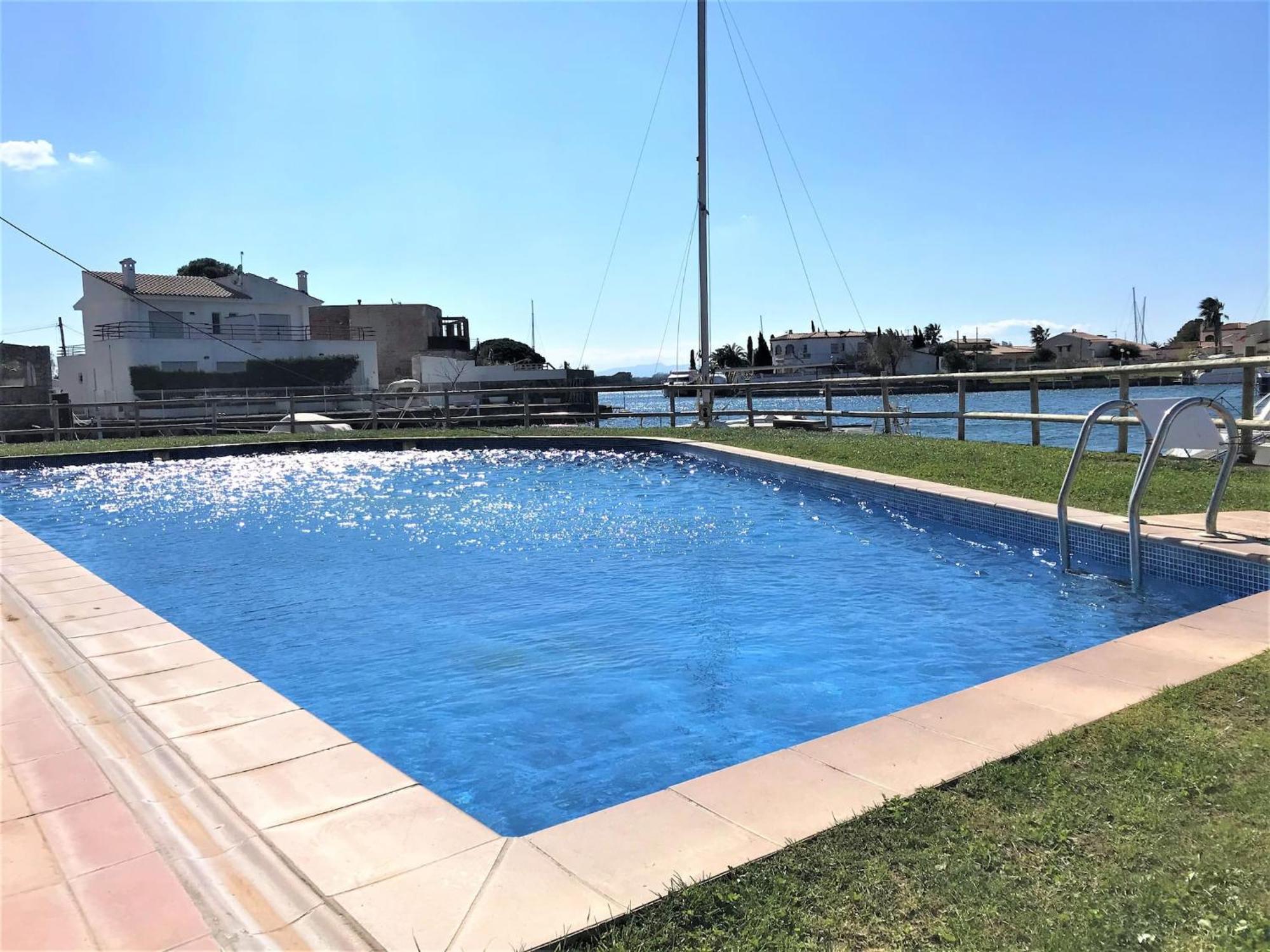 Apartment En Con Vistas Al Canal Y Piscina *