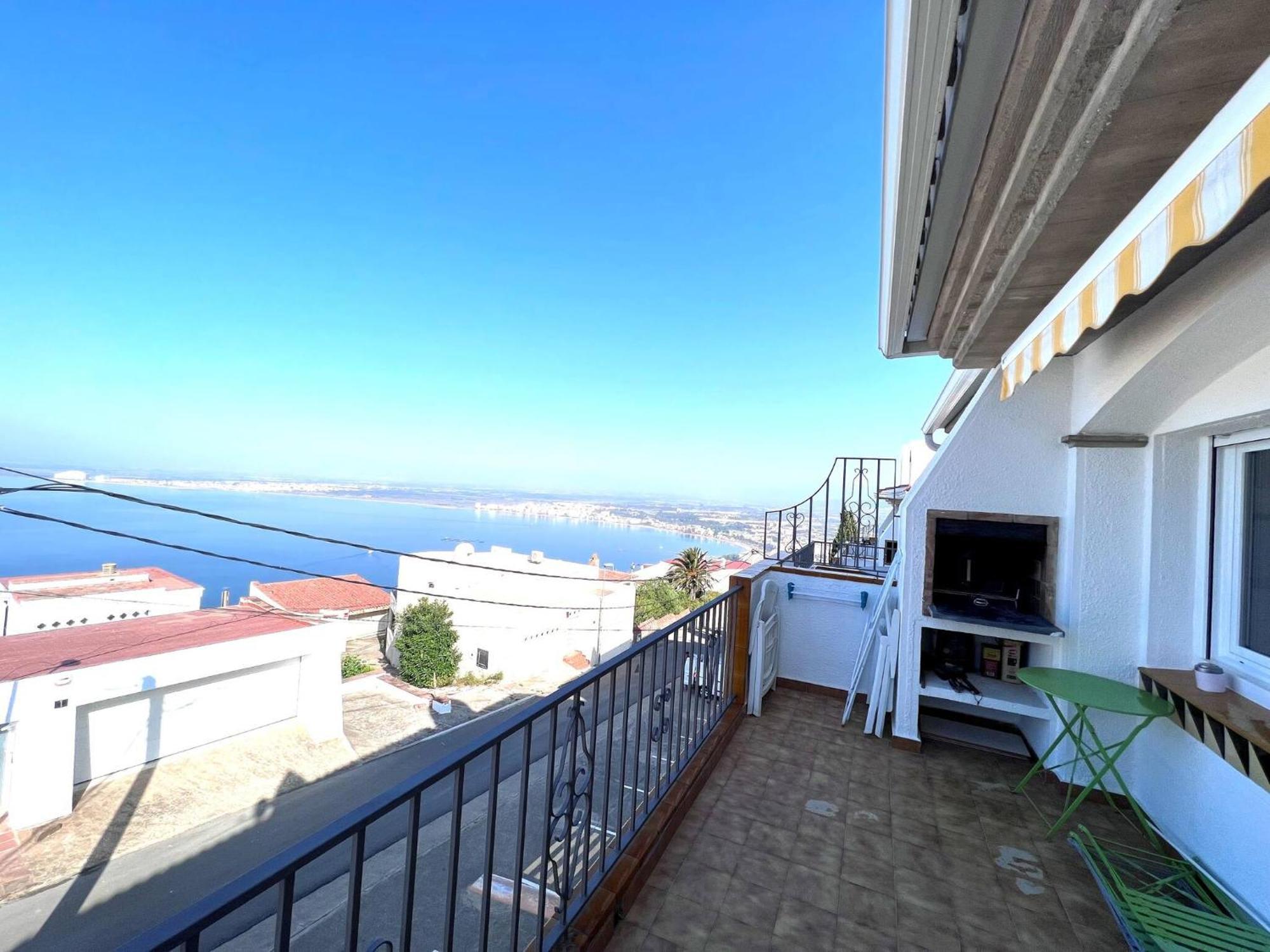 Bonito Con Vistas Al Mar Y Piscina *