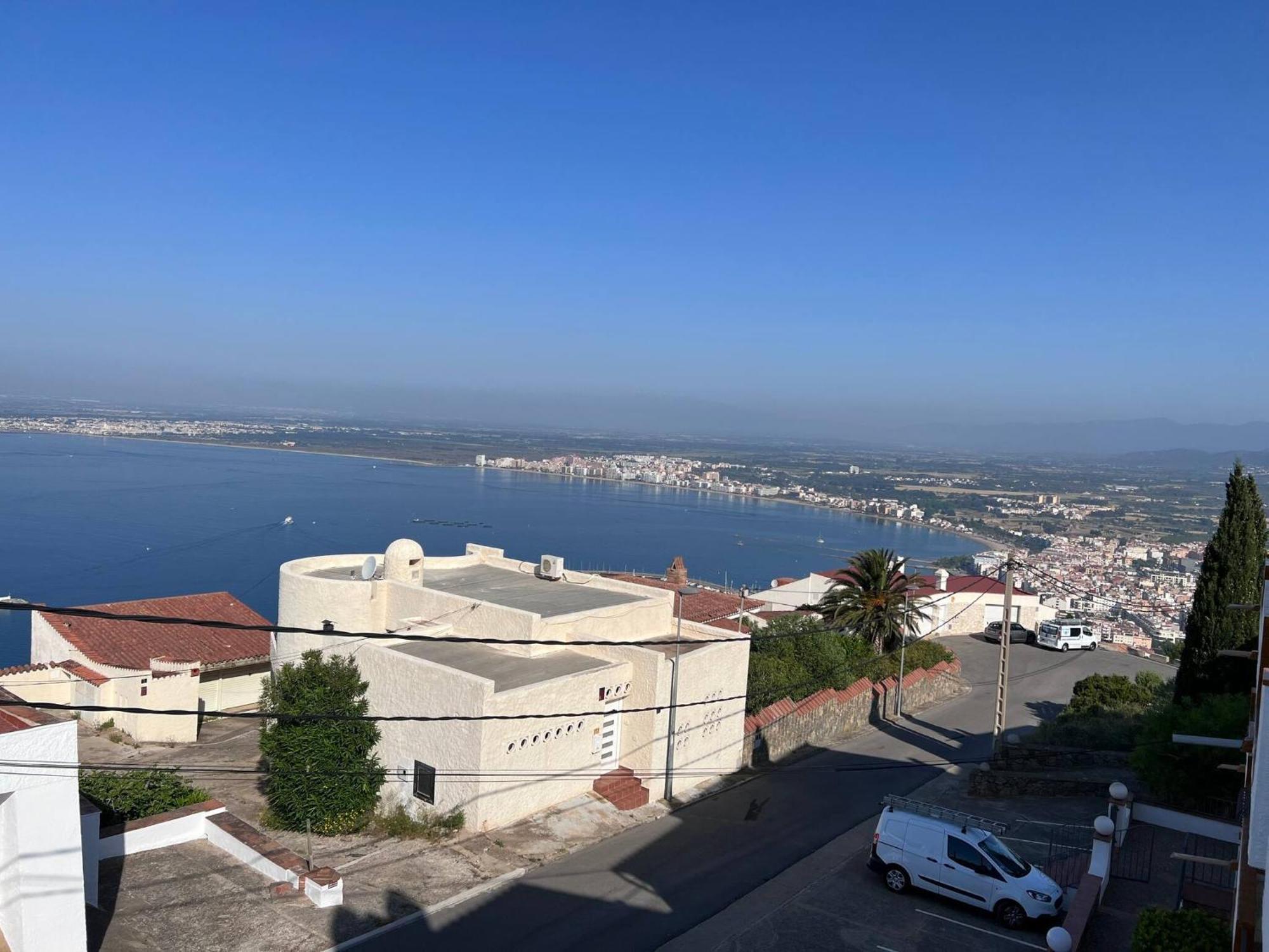 Apartamento Bonito Con Vistas Al Mar Y Piscina